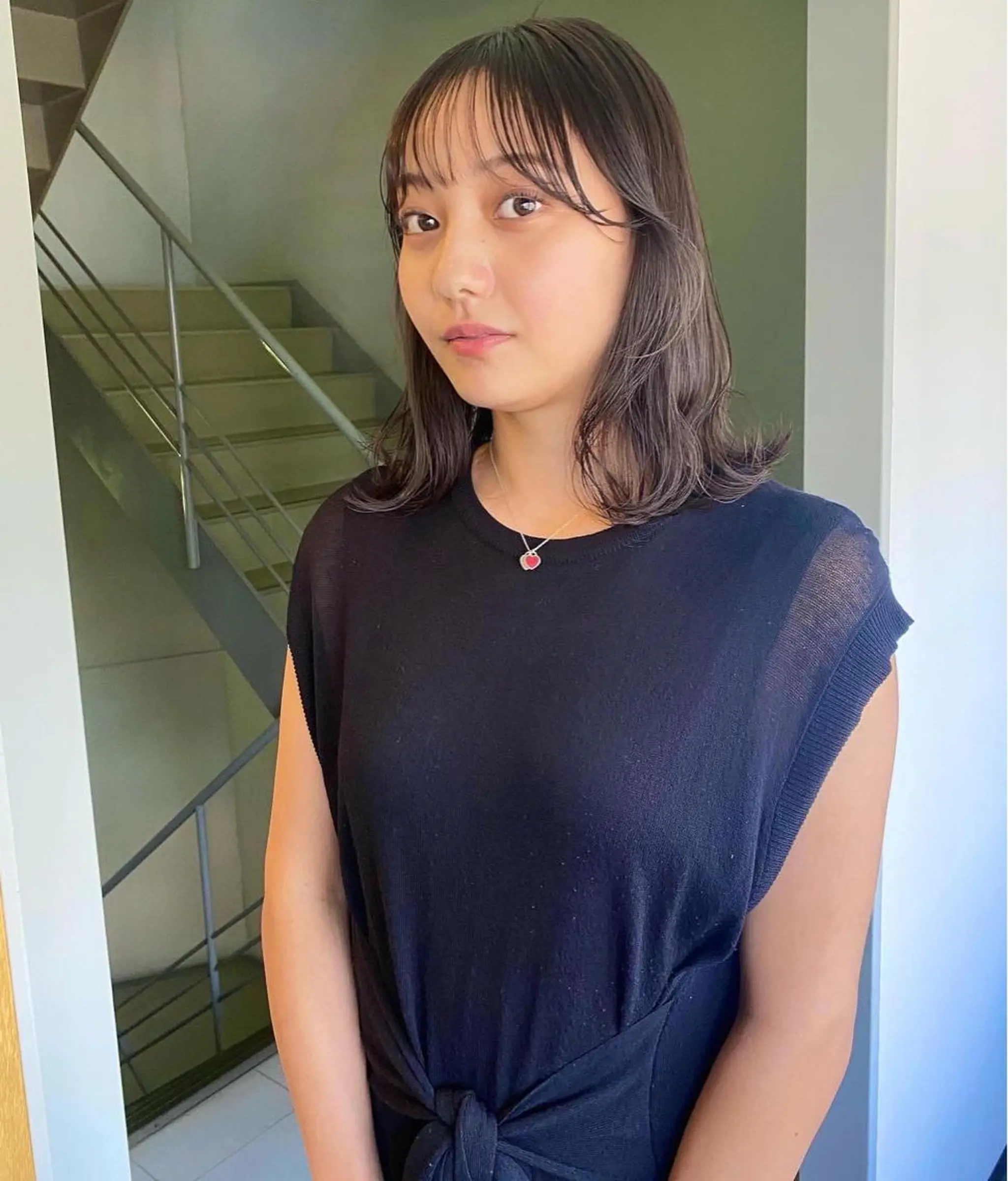 ミディアム デザインカラー/ボブ ブリーチカラー/ユリのヘアスタイル