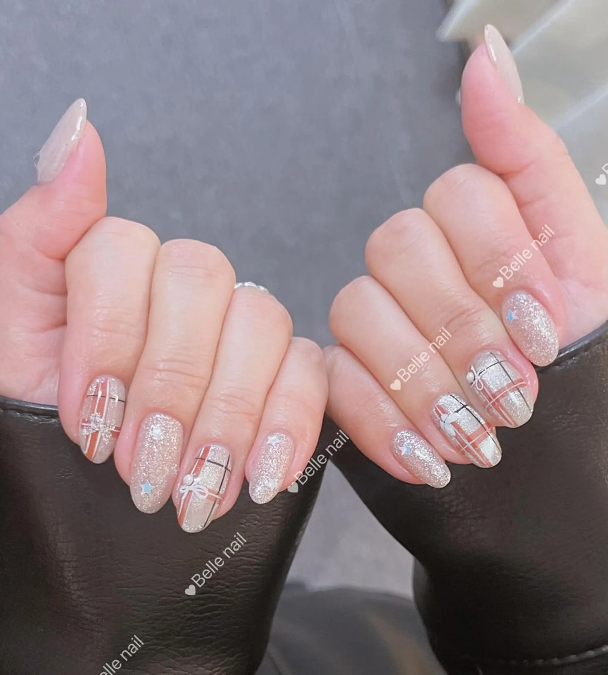ネイル アートネイル 長さ出し フレンチネイル ジェルネイル キラキラネイル Yuu🎀 Belle Nailのネイルデザイン