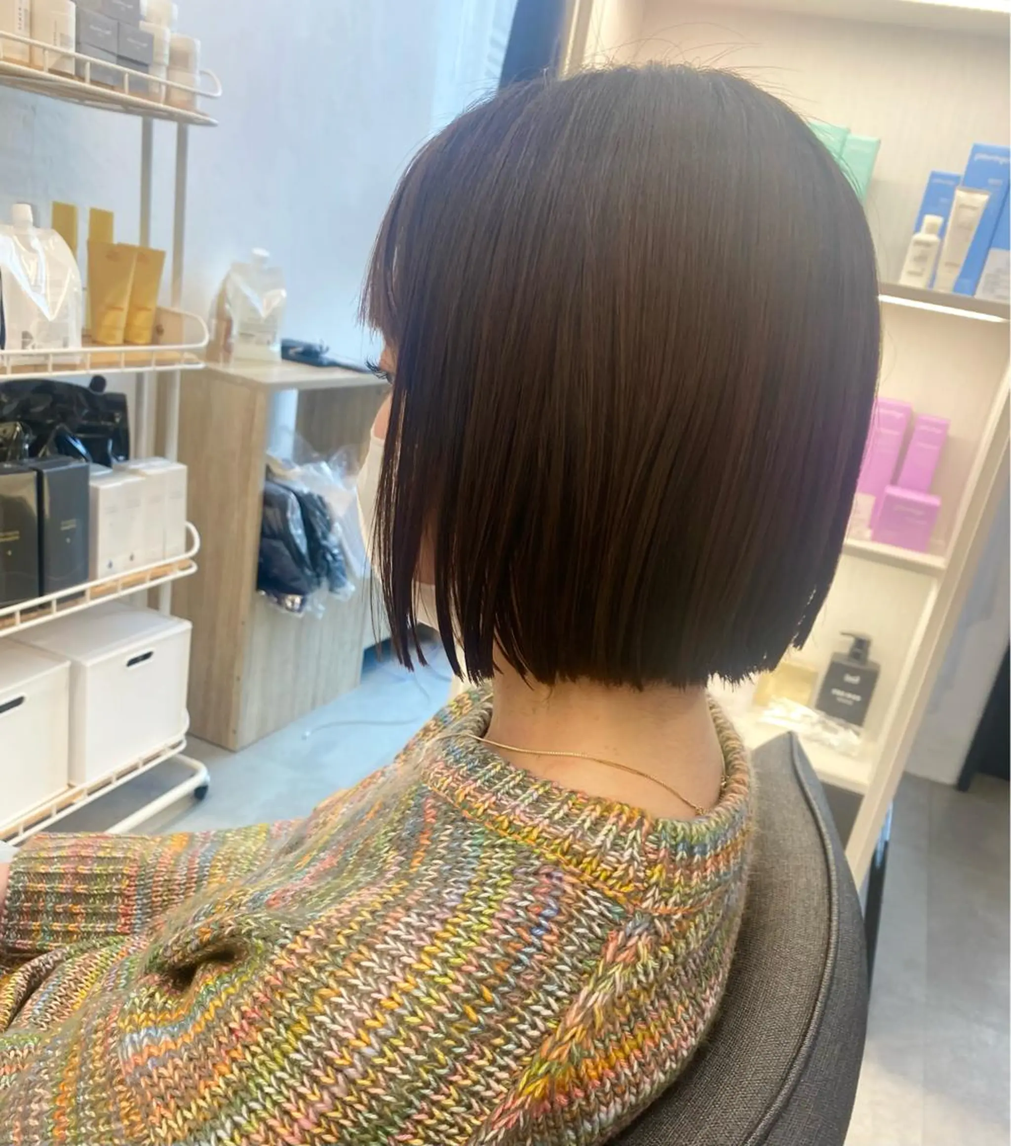 ミディアム 切りっぱなしボブ ボブ ヘアカラー doc. 和田のヘアスタイル