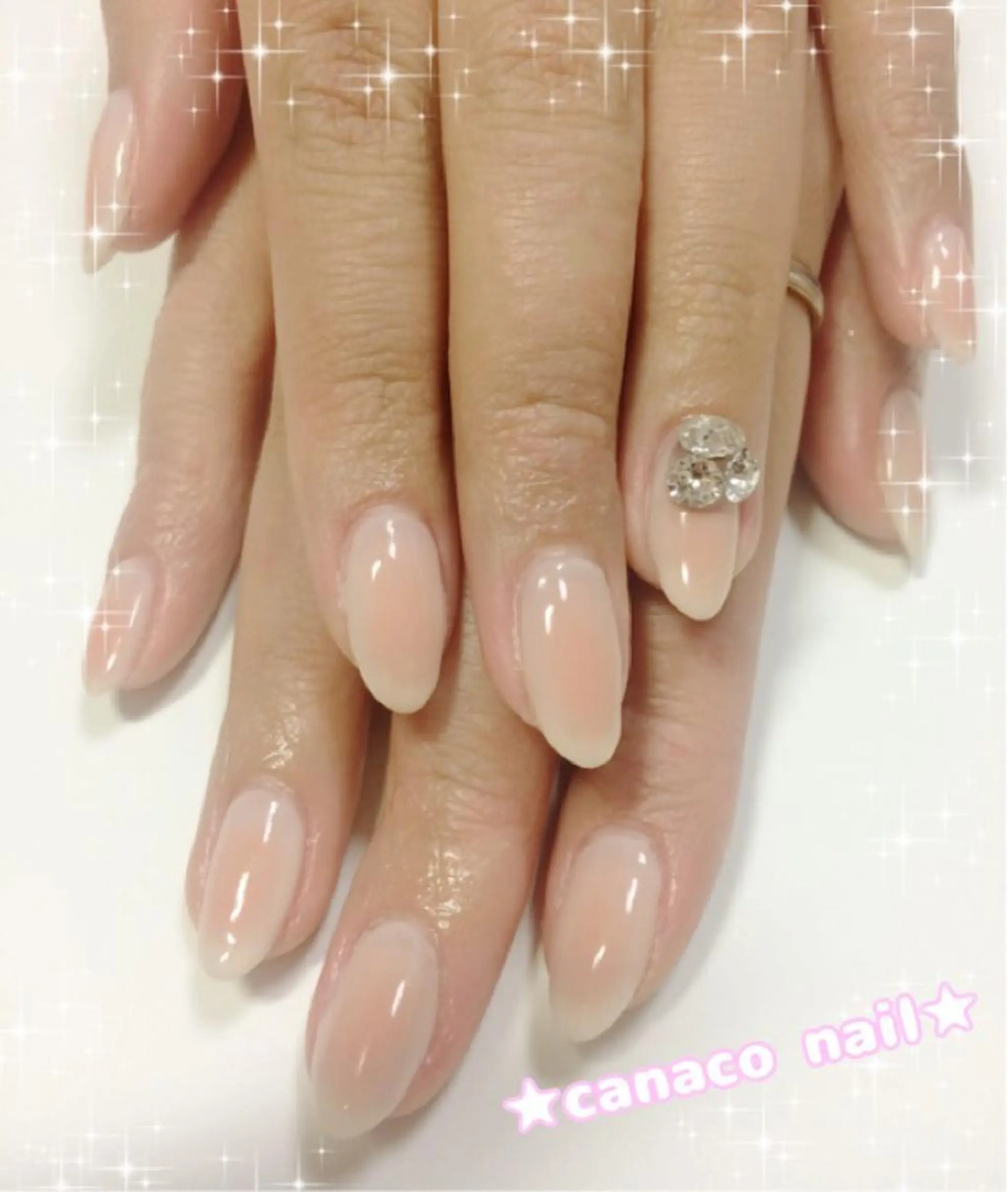 ネイル ストーンネイル ハンドネイル ハンドケア ベテランネイル cnc  nailのネイルデザイン