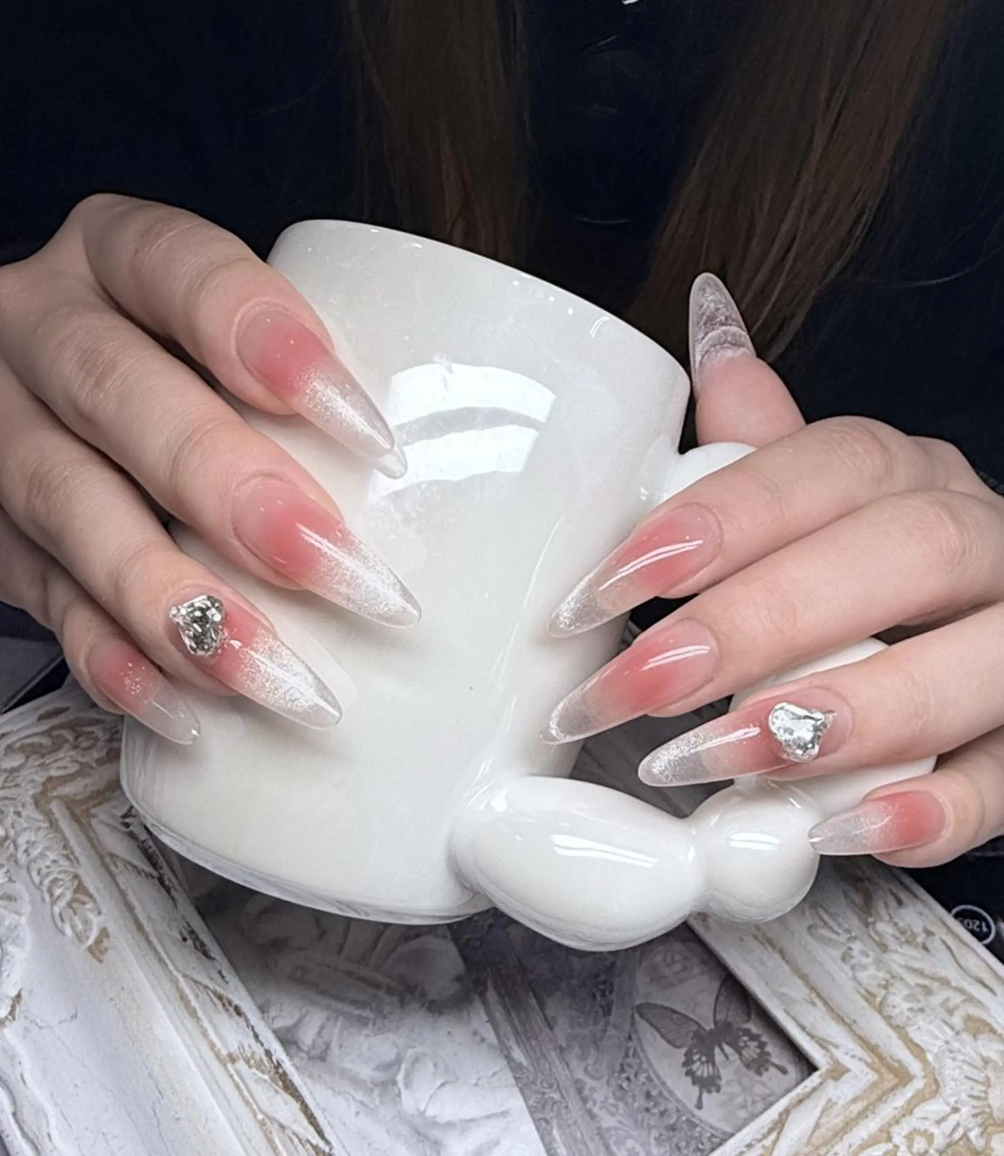 ネイル AB マツエクネイルサロンのネイルデザイン