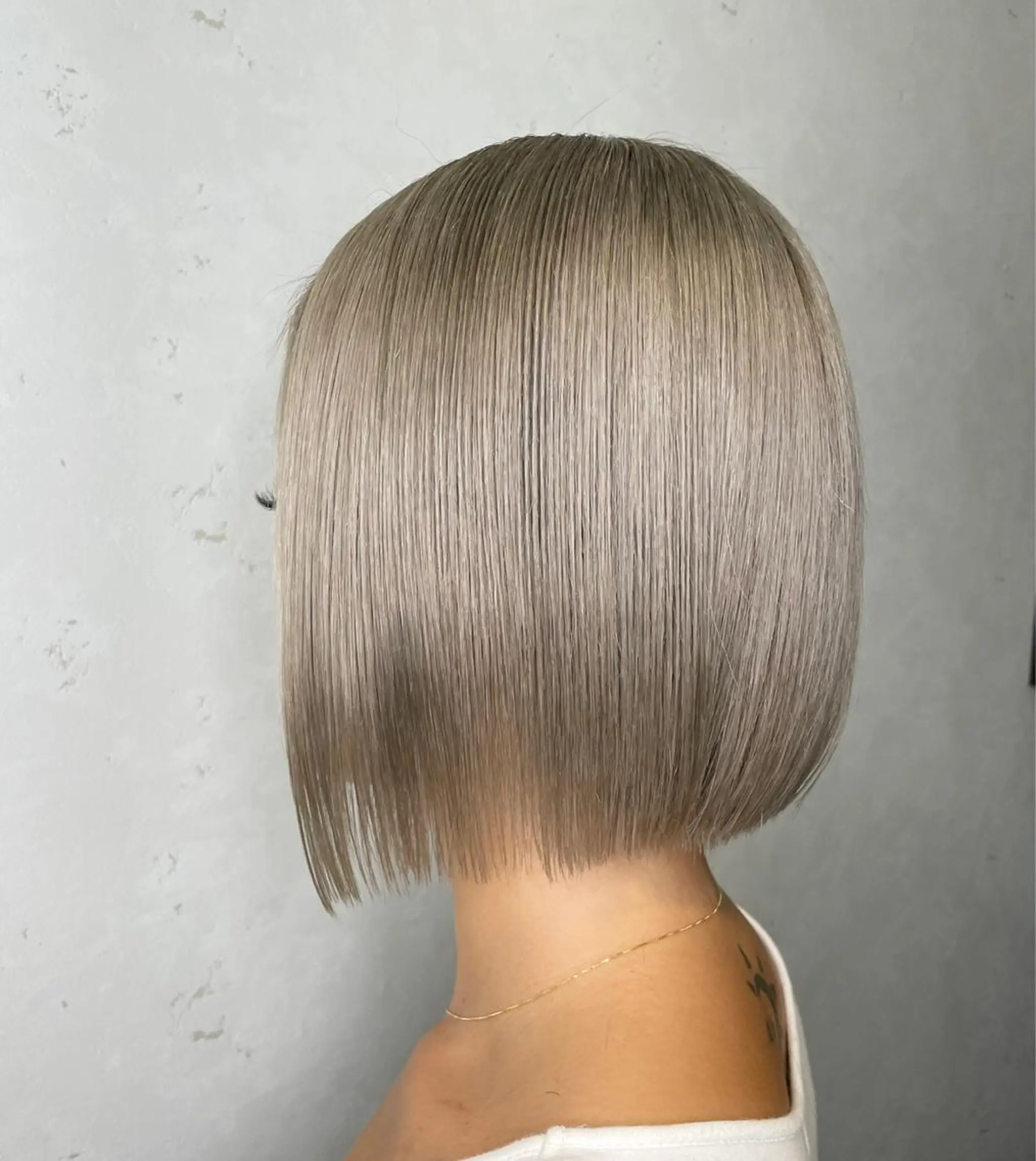 ショート カラー グレージュ バレイヤージュ特化｜ Takuのヘアスタイル