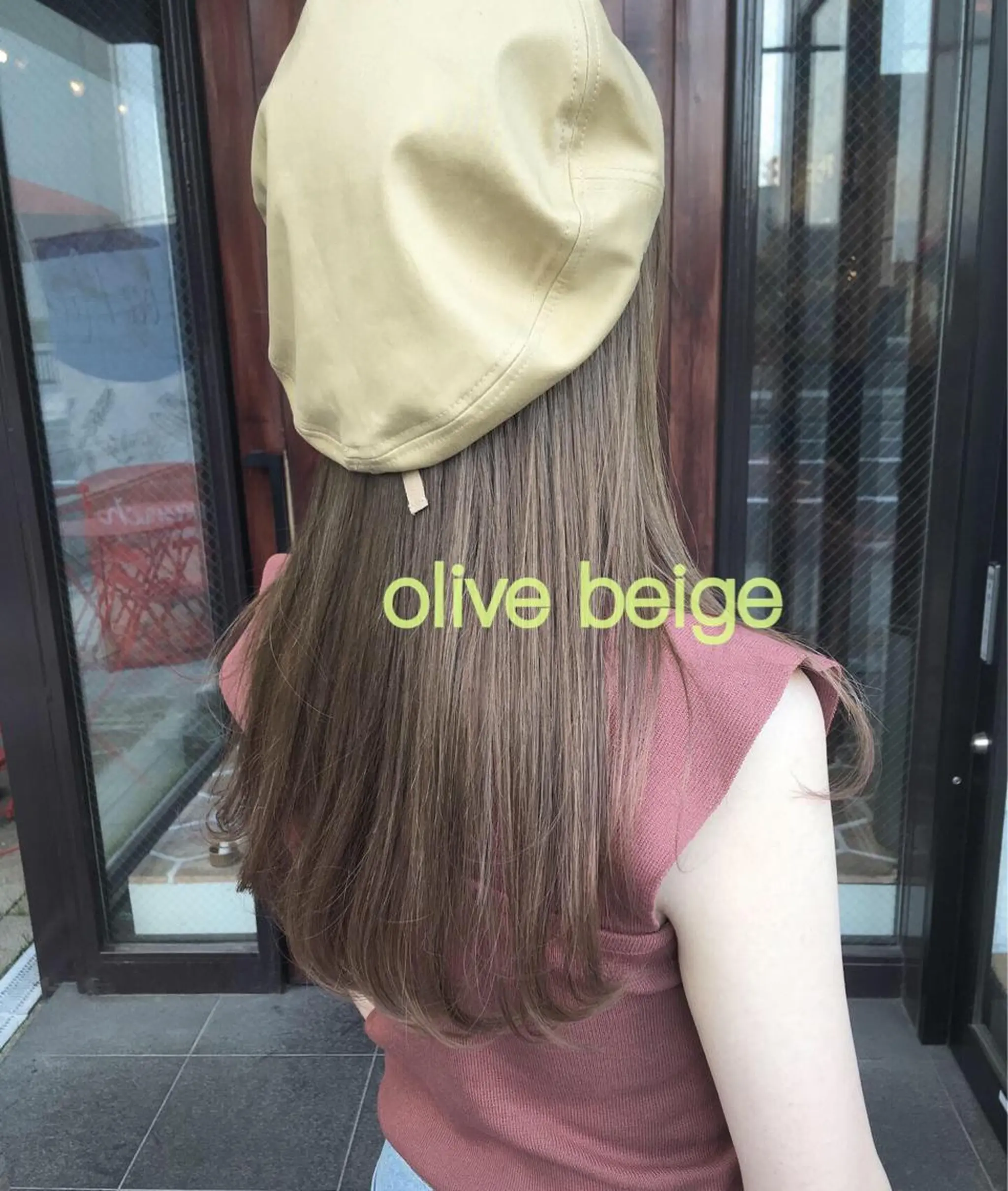 ロング カラー ベージュカラー ハイライトカラー オリーブベージュ ハイライト ヘアカラー トリートメント 斉藤 貴也のヘアスタイル