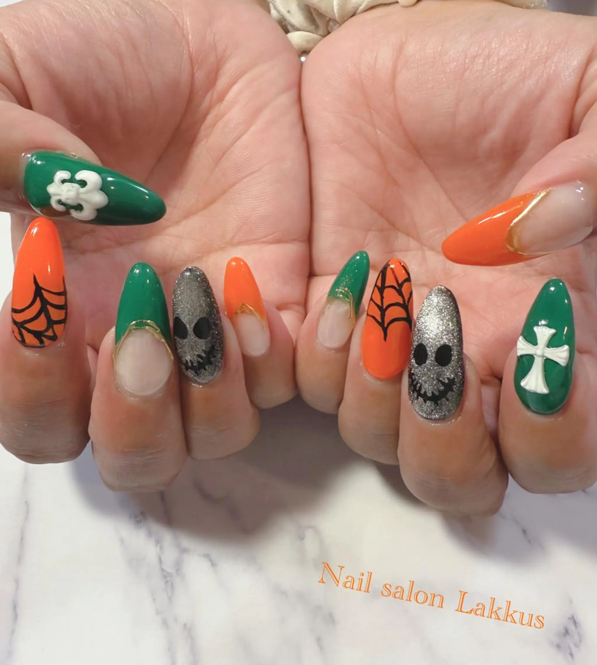 ネイル ハロウィン マグネットネイル Lakkus T－CHIのネイルデザイン