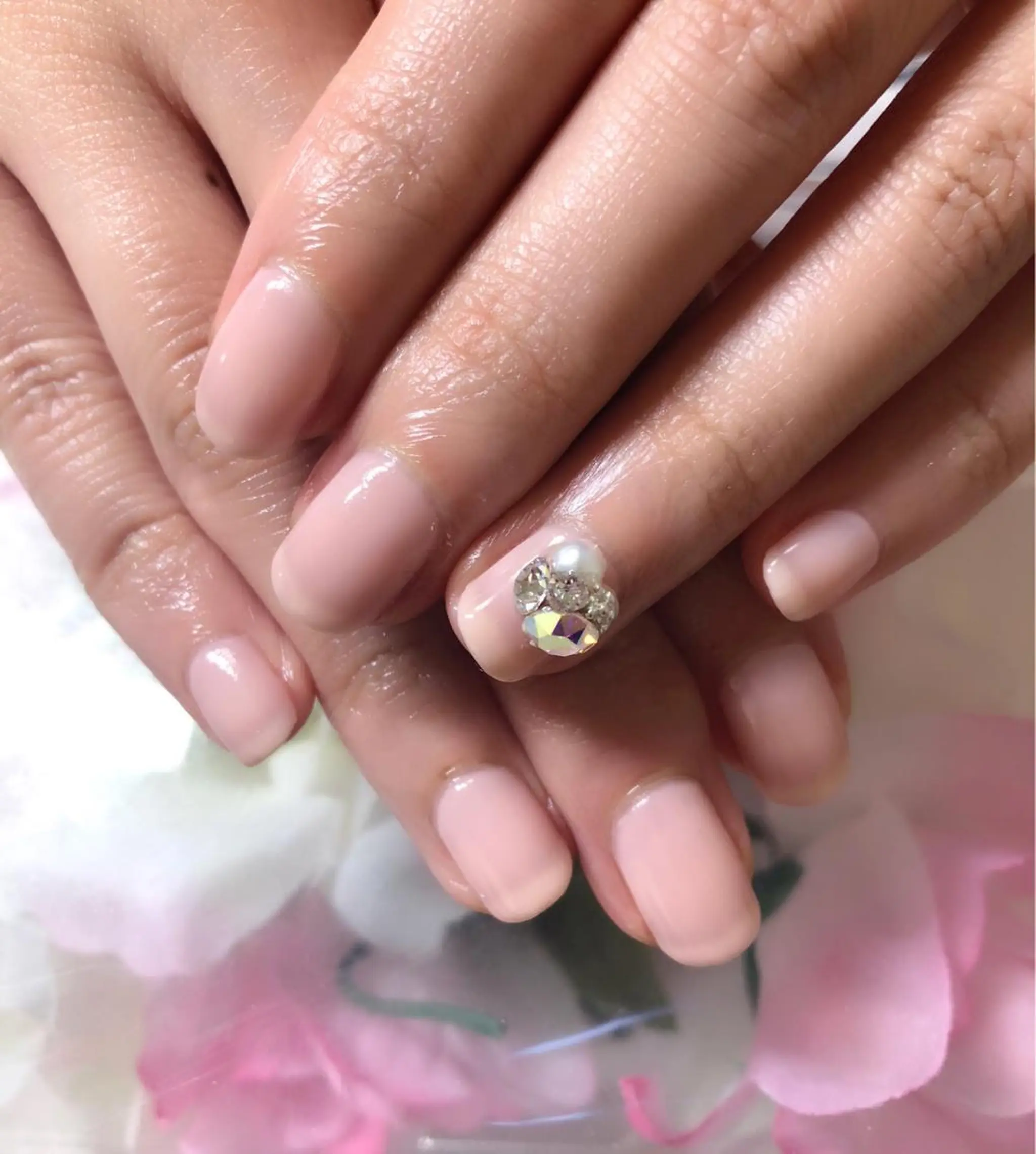 ネイル ワンカラーネイル ピンク ハンドネイル luana nailのネイルデザイン