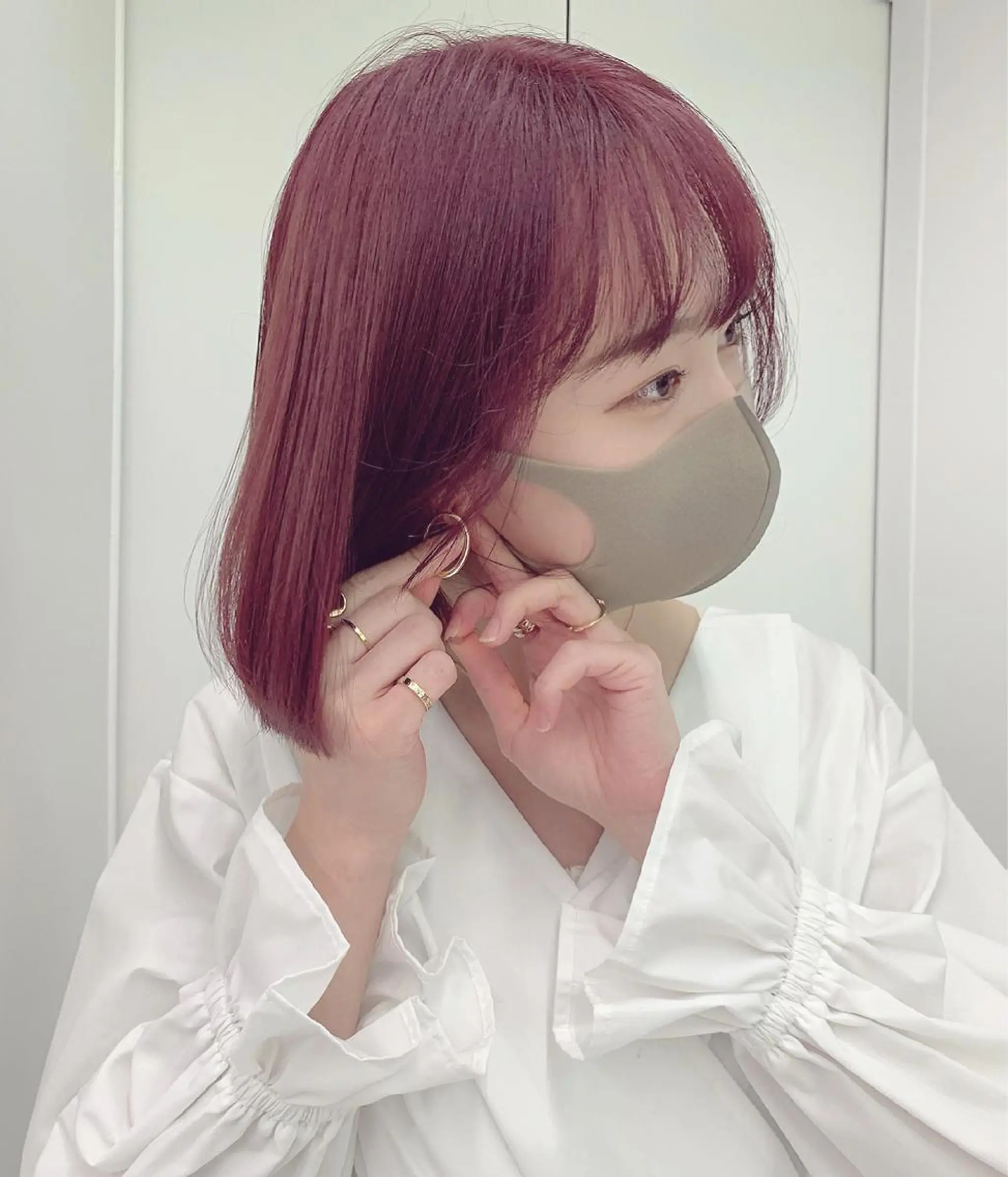 ミディアム カット ヘアカラー トリートメント 顔周りレイヤー/新宿 /モテ艶カラー/航介のヘアスタイル