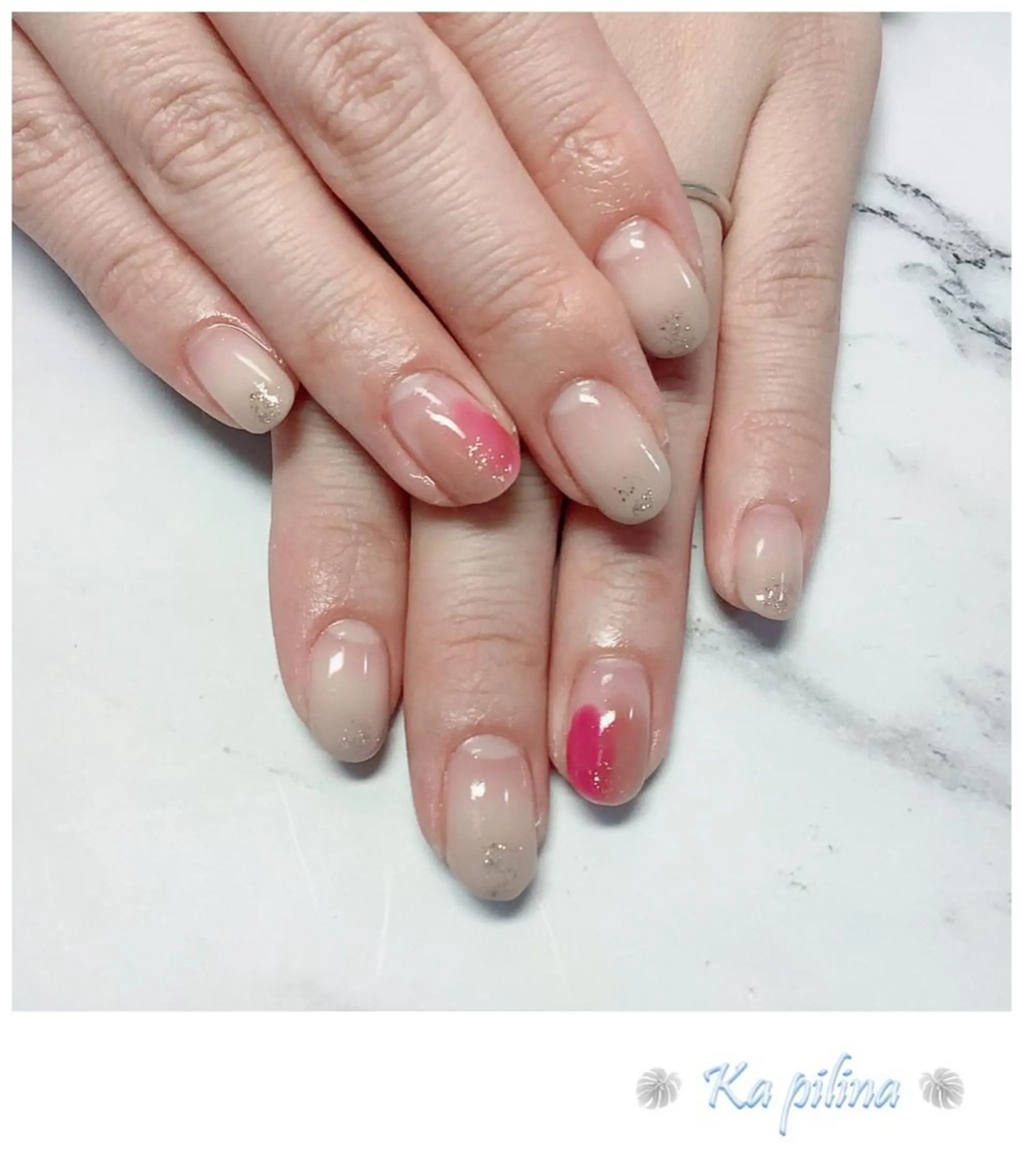 ネイル ニュアンスネイル 赤色 Nail salon Ka pilinaのネイルデザイン
