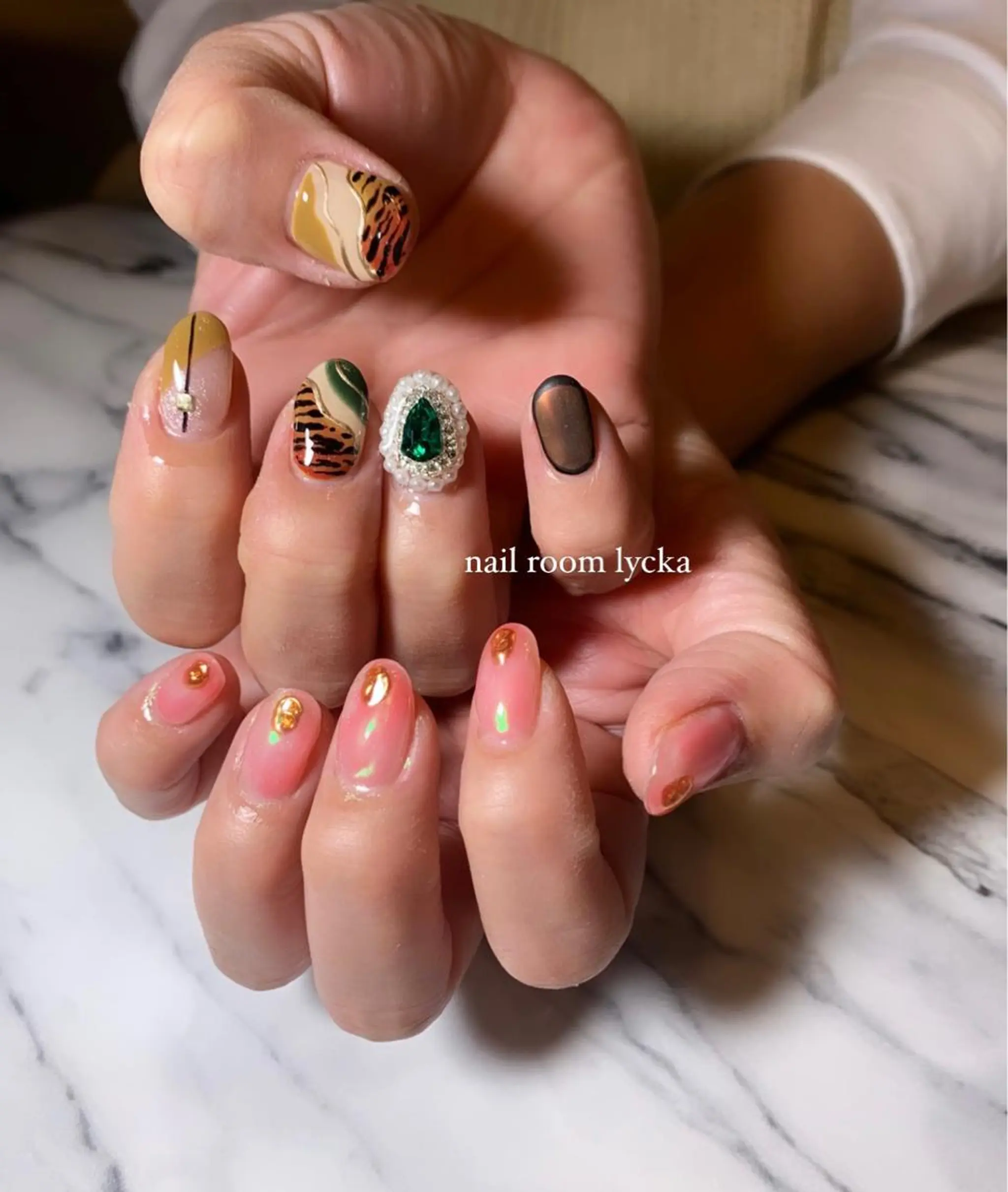 ネイル ﾈｲﾙﾙｰﾑﾘｯｶ 𝐦𝐚𝐲𝐮のネイルデザイン