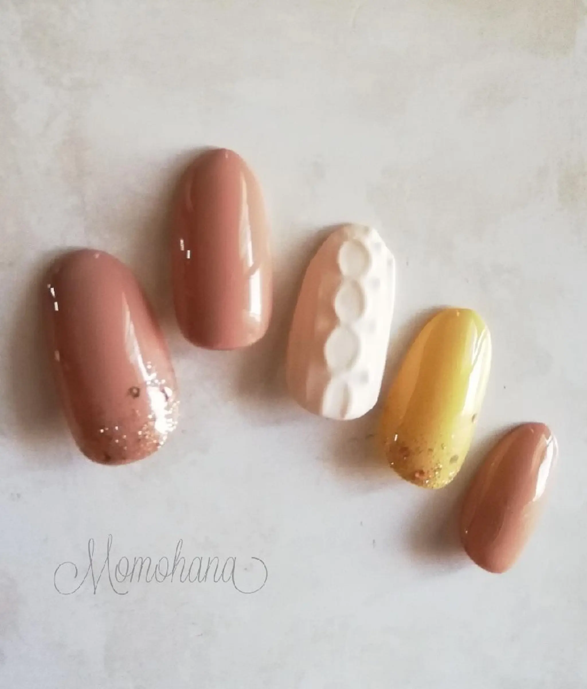 ネイル momohana  のネイルデザイン