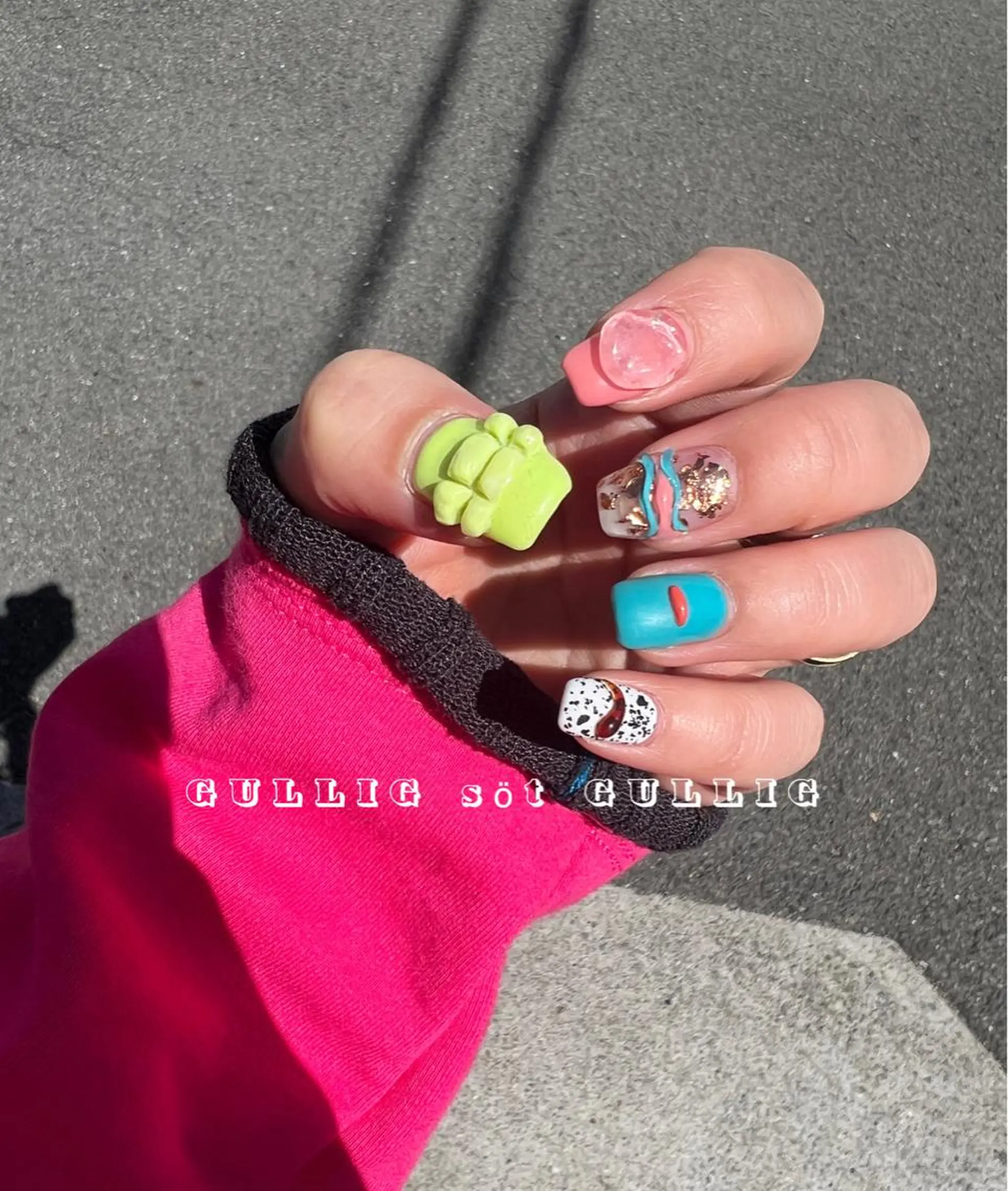 ネイル ハンドネイル フットネイル GULLIG söt GULLIGのネイルデザイン