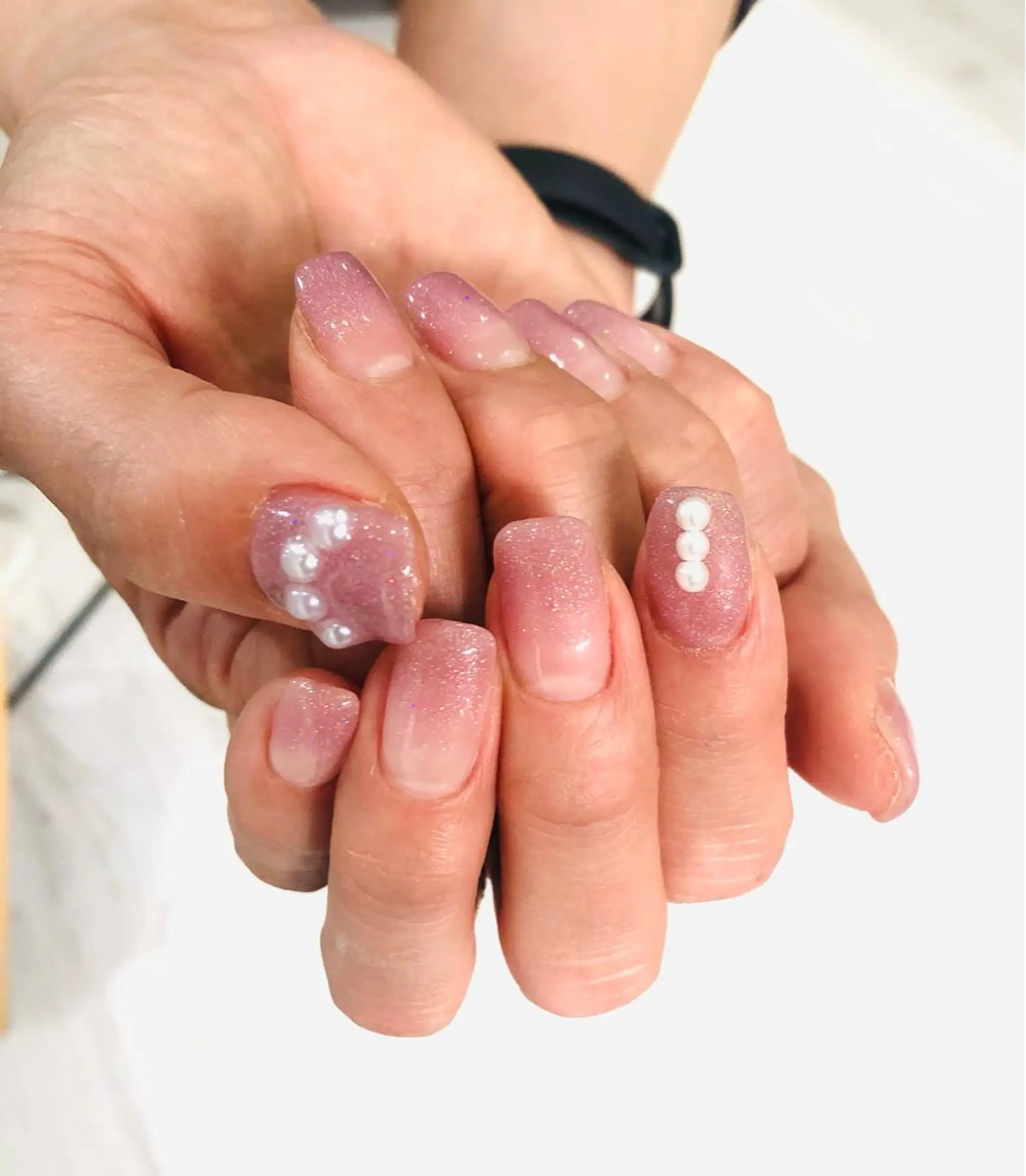 ネイル フラッシュネイル フレンチネイル ラメ(グリッター) ラメグラデーション マグネットネイル H3 hitoのネイルデザイン