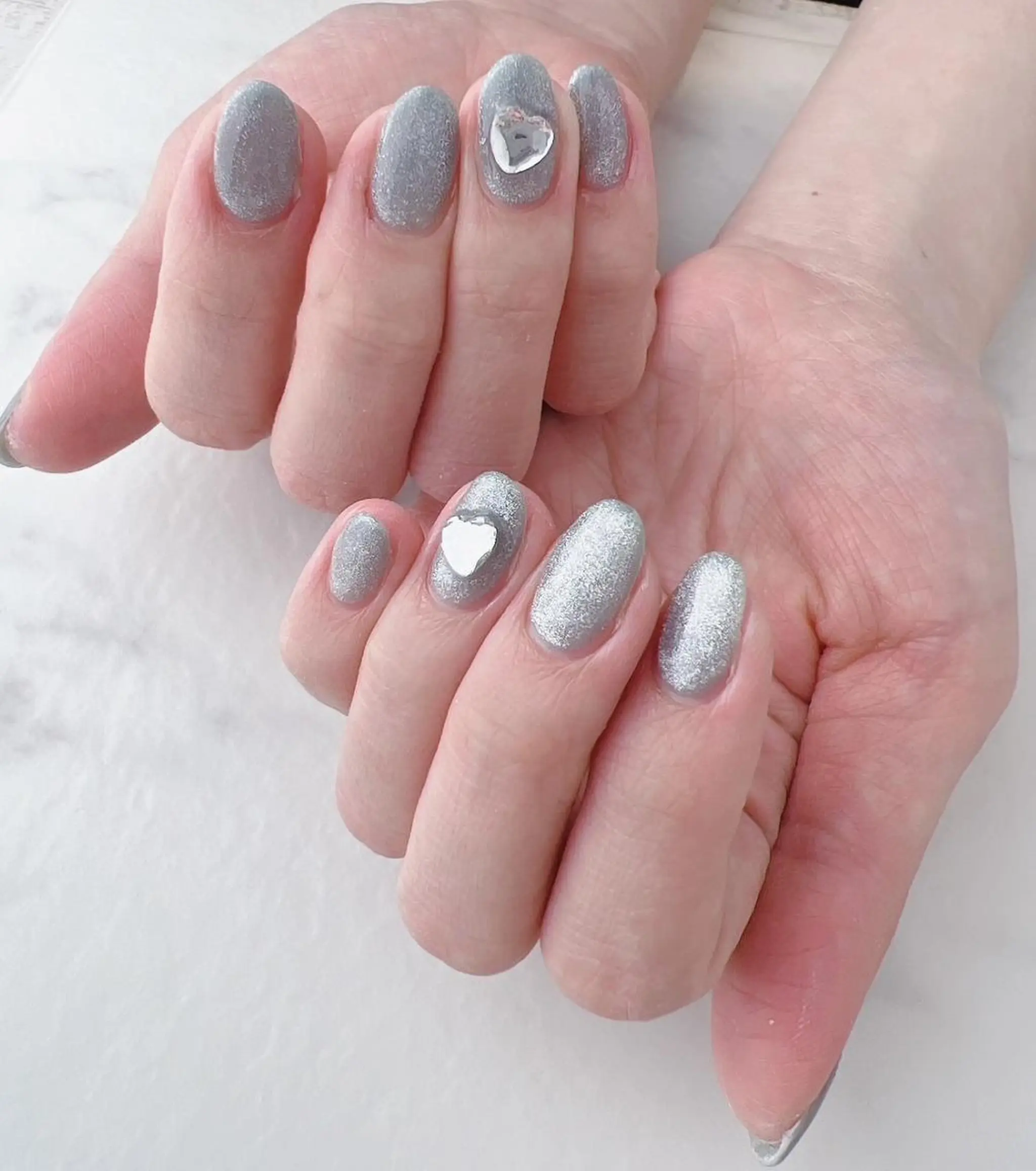 ネイル FIRST天神直結 asukaのネイルデザイン