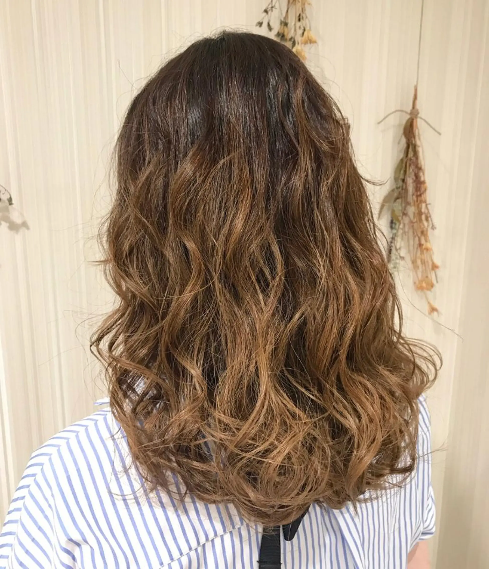 ミディアム 〖 韓国hair 〗 室岡　咲希のヘアスタイル