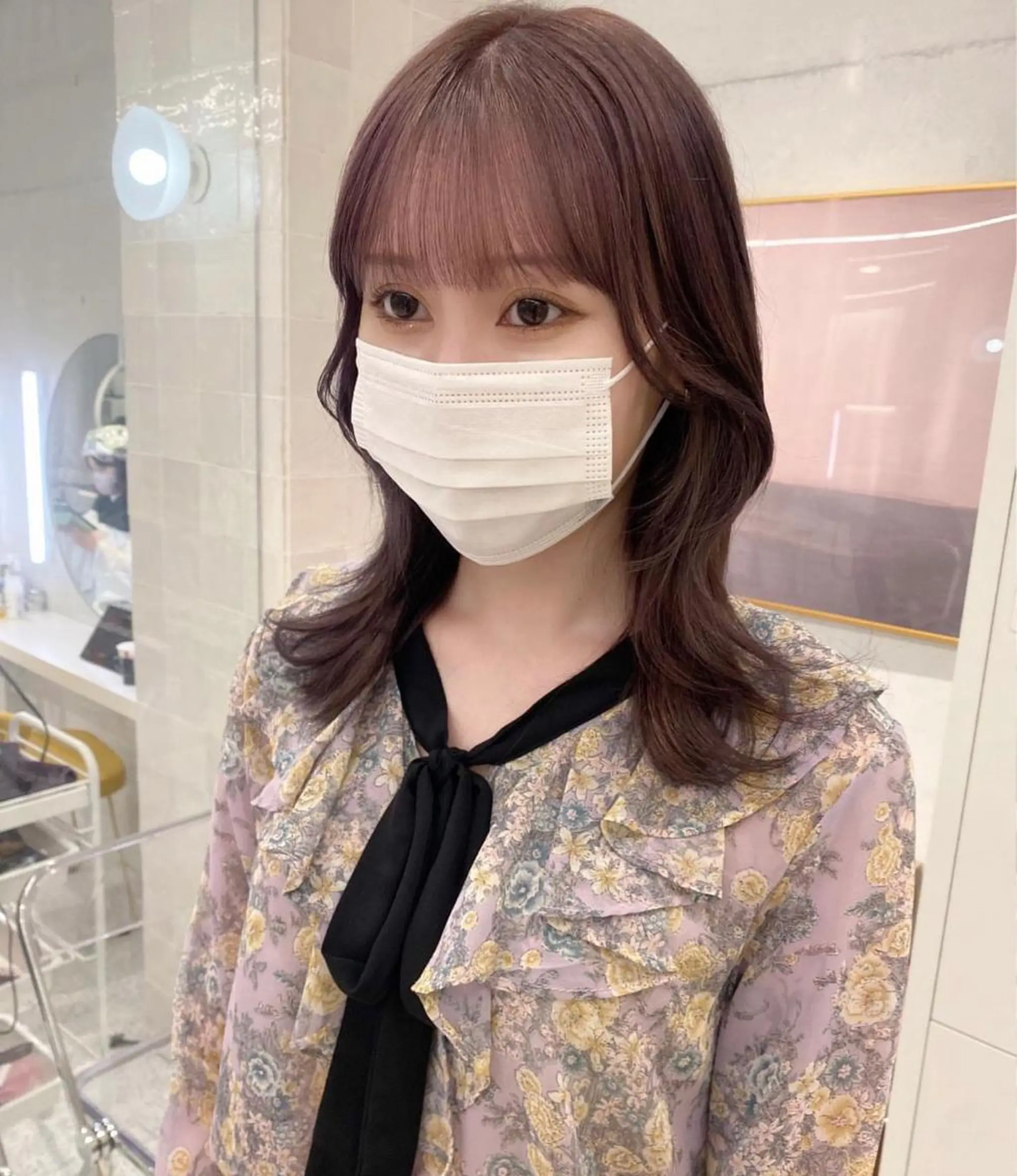 セミロング カラー 透明感カラー🪡🤍 nanao🤍🪡のヘアスタイル