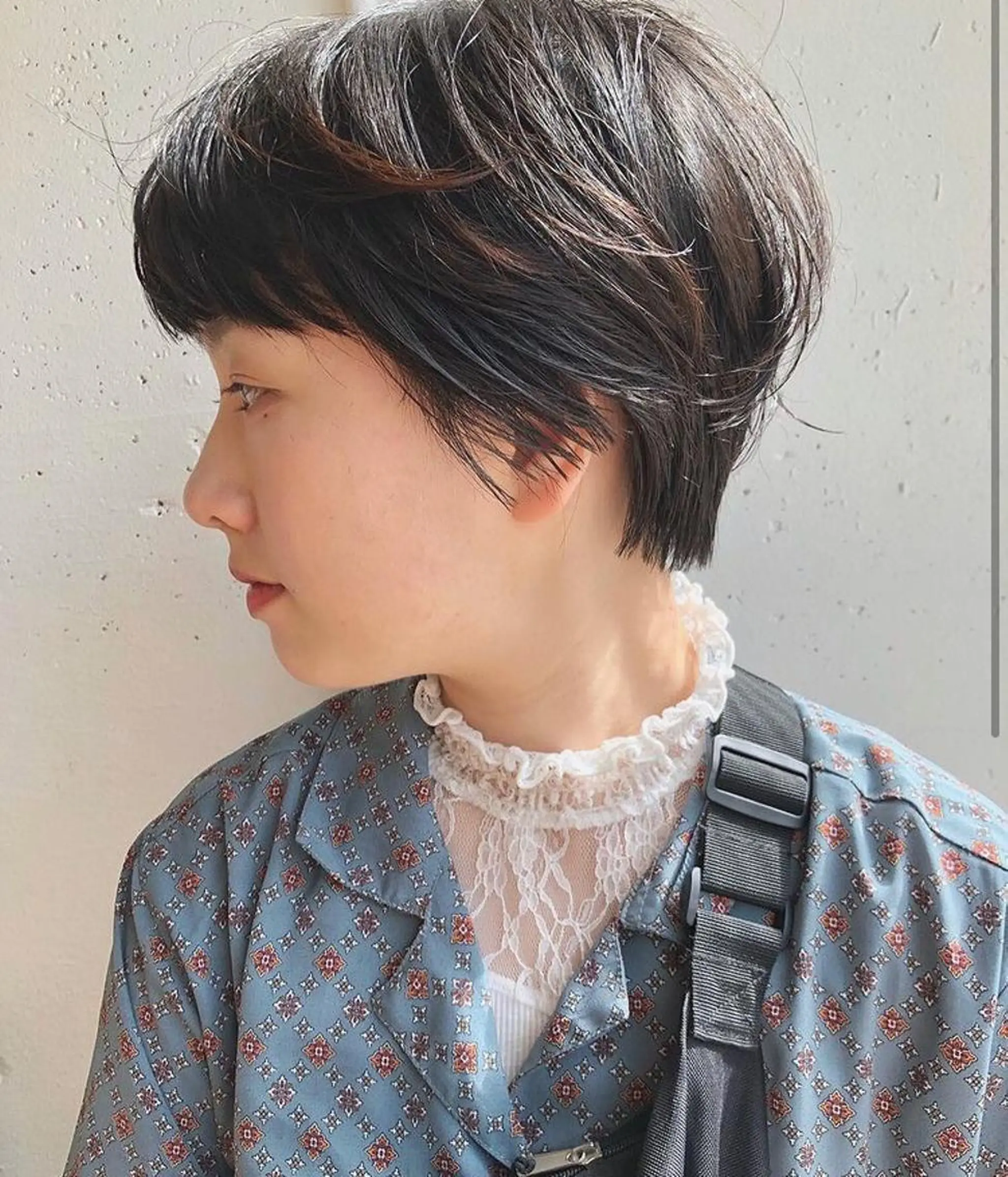 ショート カワサキ カエデのヘアスタイル