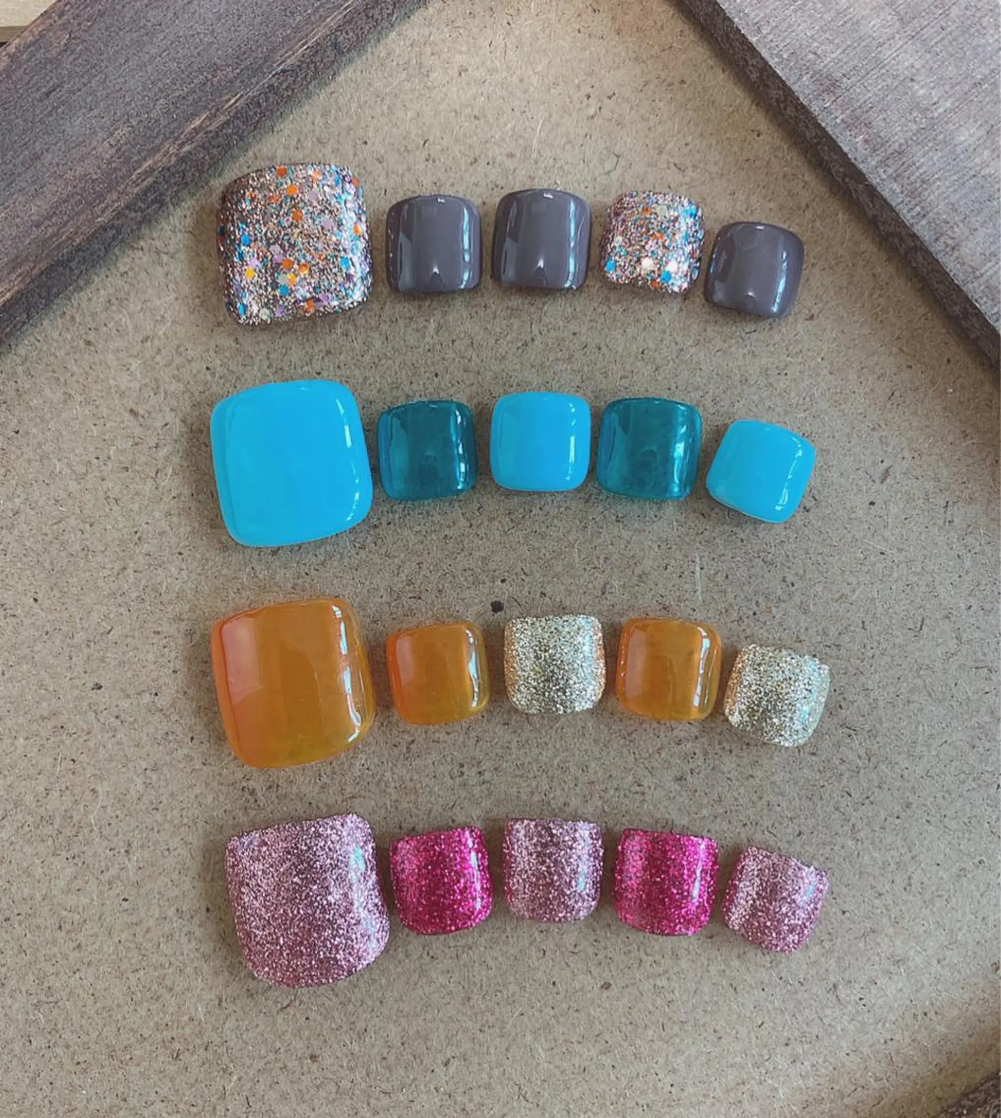 ネイル フットネイル 𝑺 𝒏𝒂𝒊𝒍✳︎のネイルデザイン