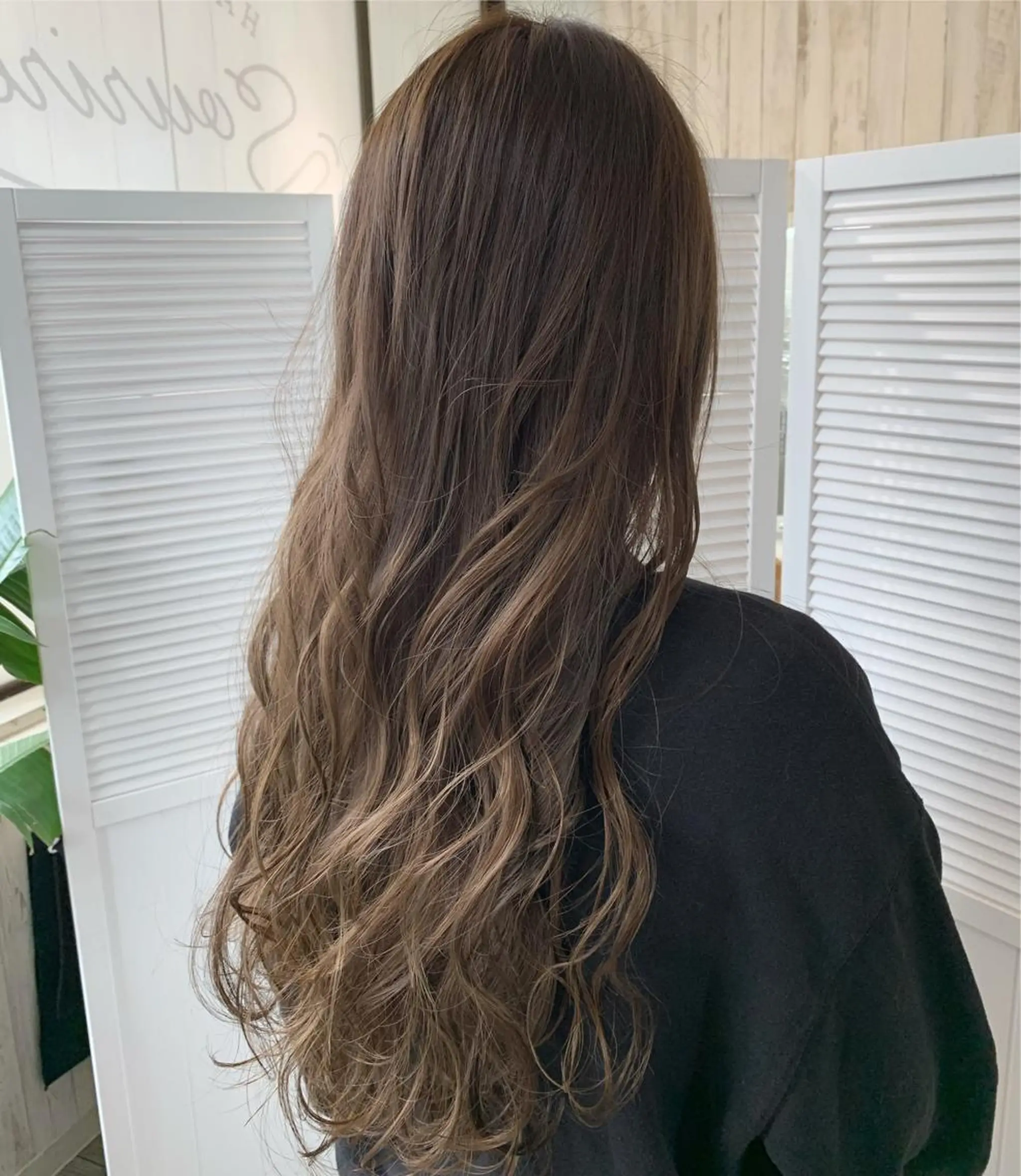 ロング カラー 心斎橋韓国ボブ 好原良真のヘアスタイル