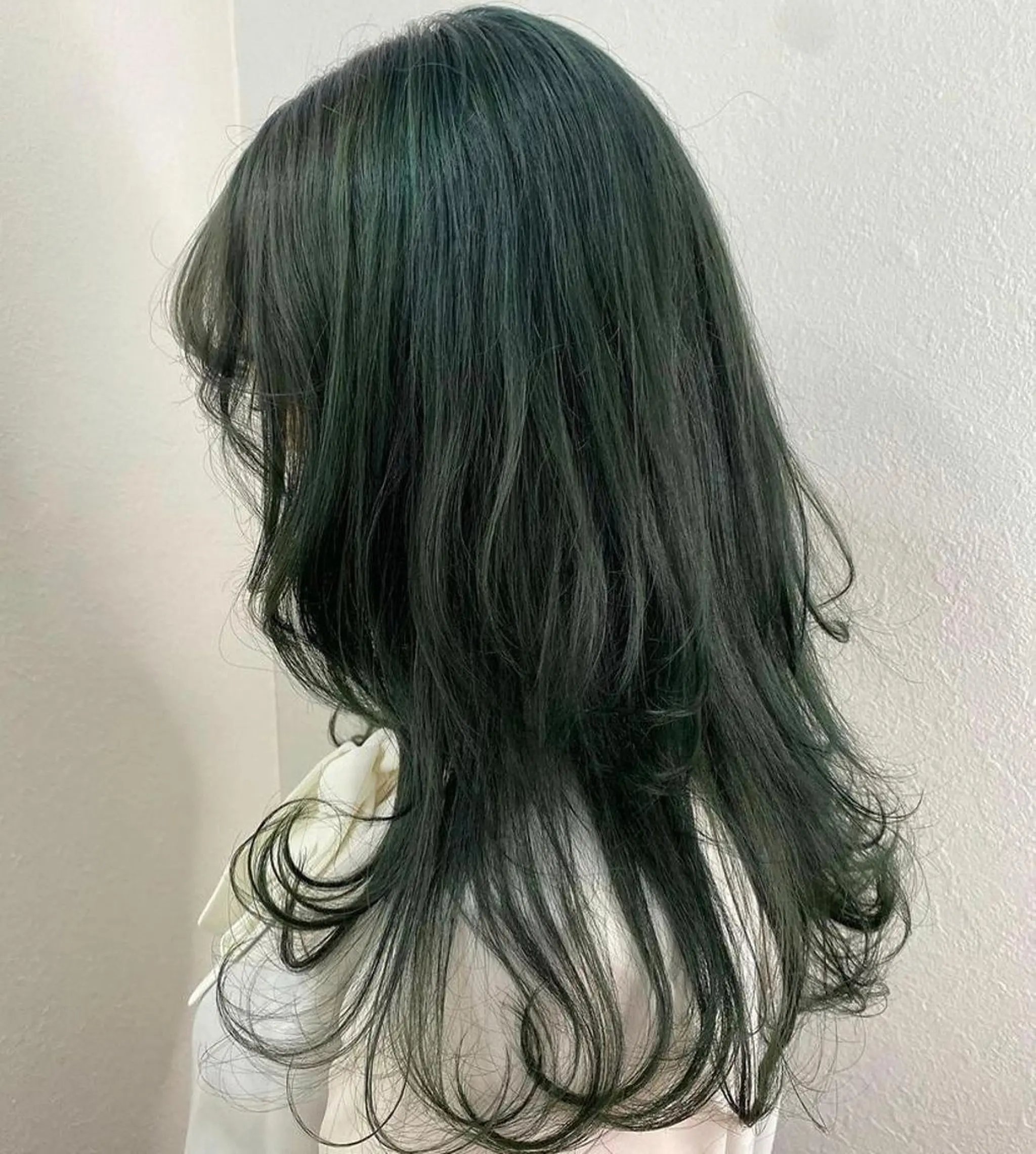 ロング カラー MANAMI 🥀ウルフカットのヘアスタイル