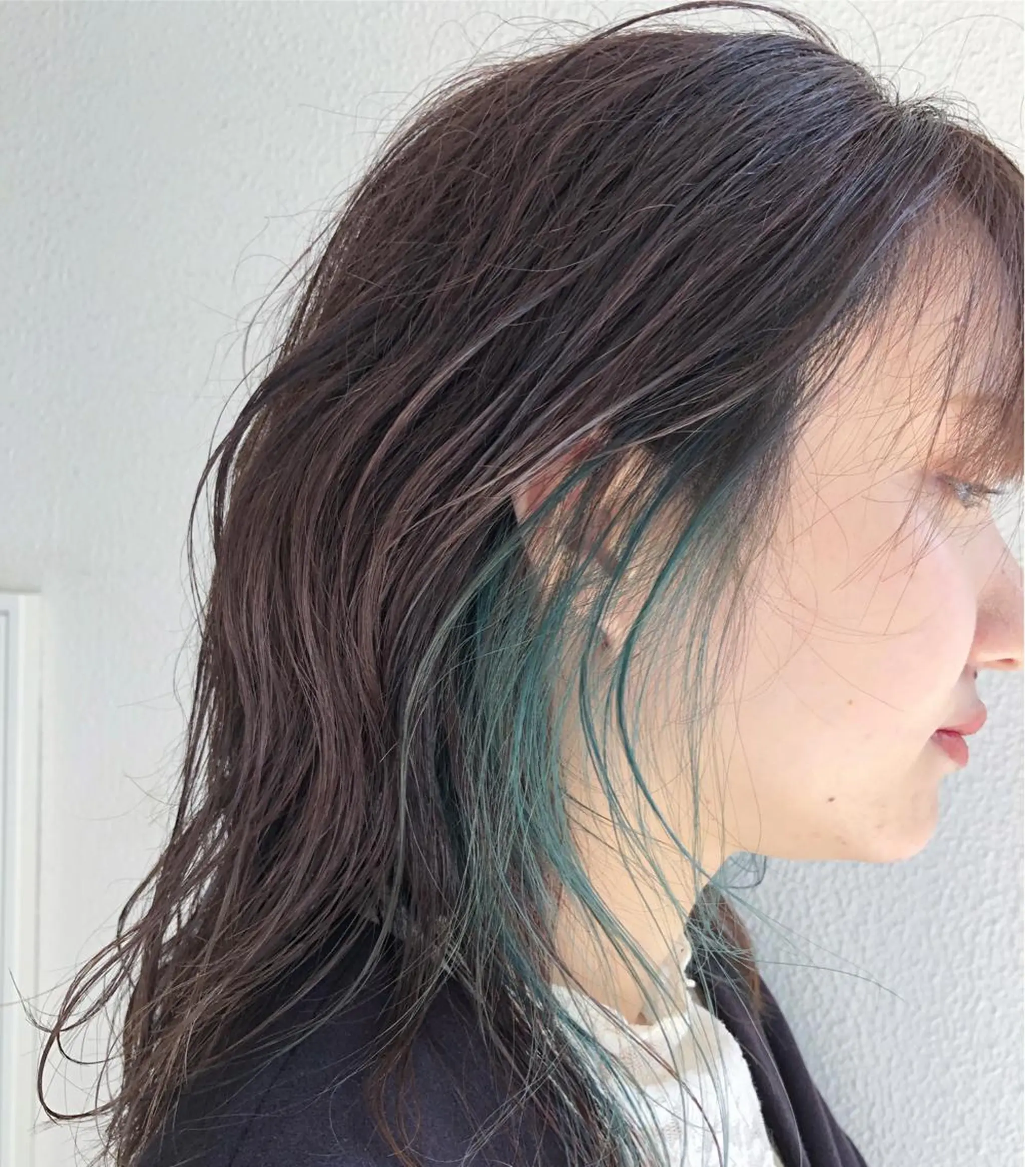 セミロング カラー イヤリングカラー カット ヘアカラー トリートメント くまがい みゆ【edge.】のヘアスタイル