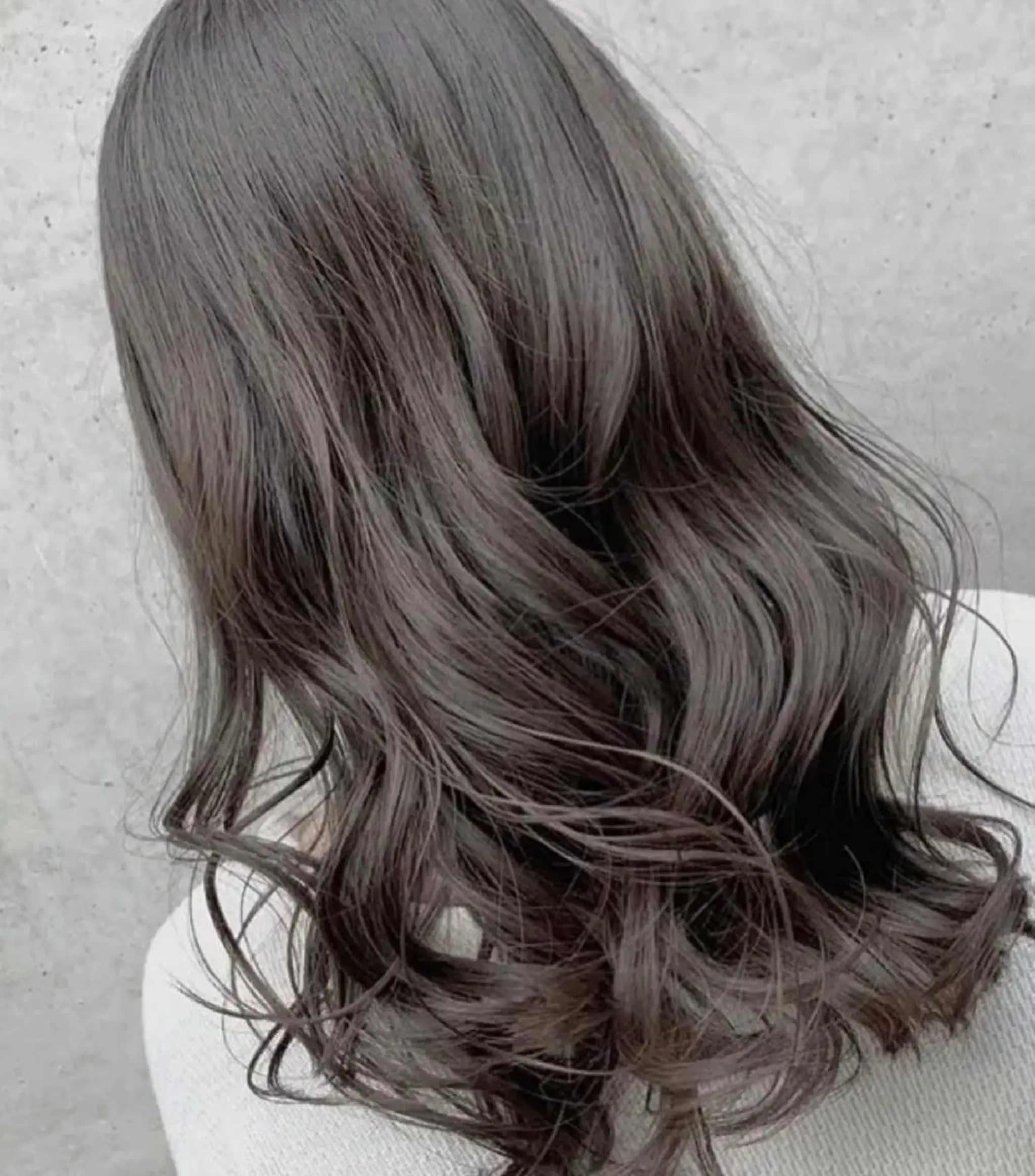 セミロング カット ヘアカラー パーマ トリートメント 仙台駅前徒歩5分🎀 23時まで予約可🌸のヘアスタイル