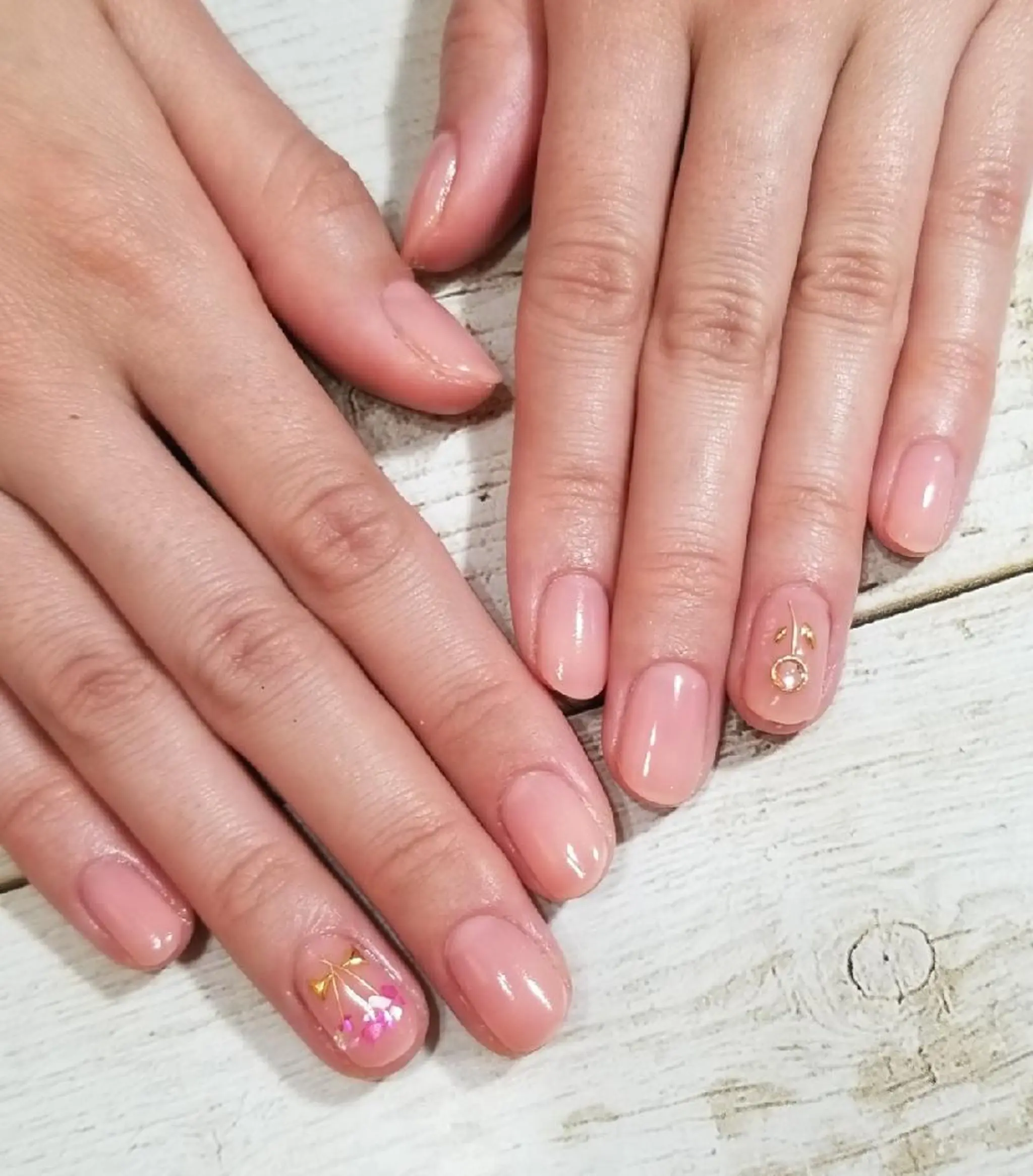 ネイル アートネイル ワンカラーネイル nijiiro🌈 サトウのネイルデザイン