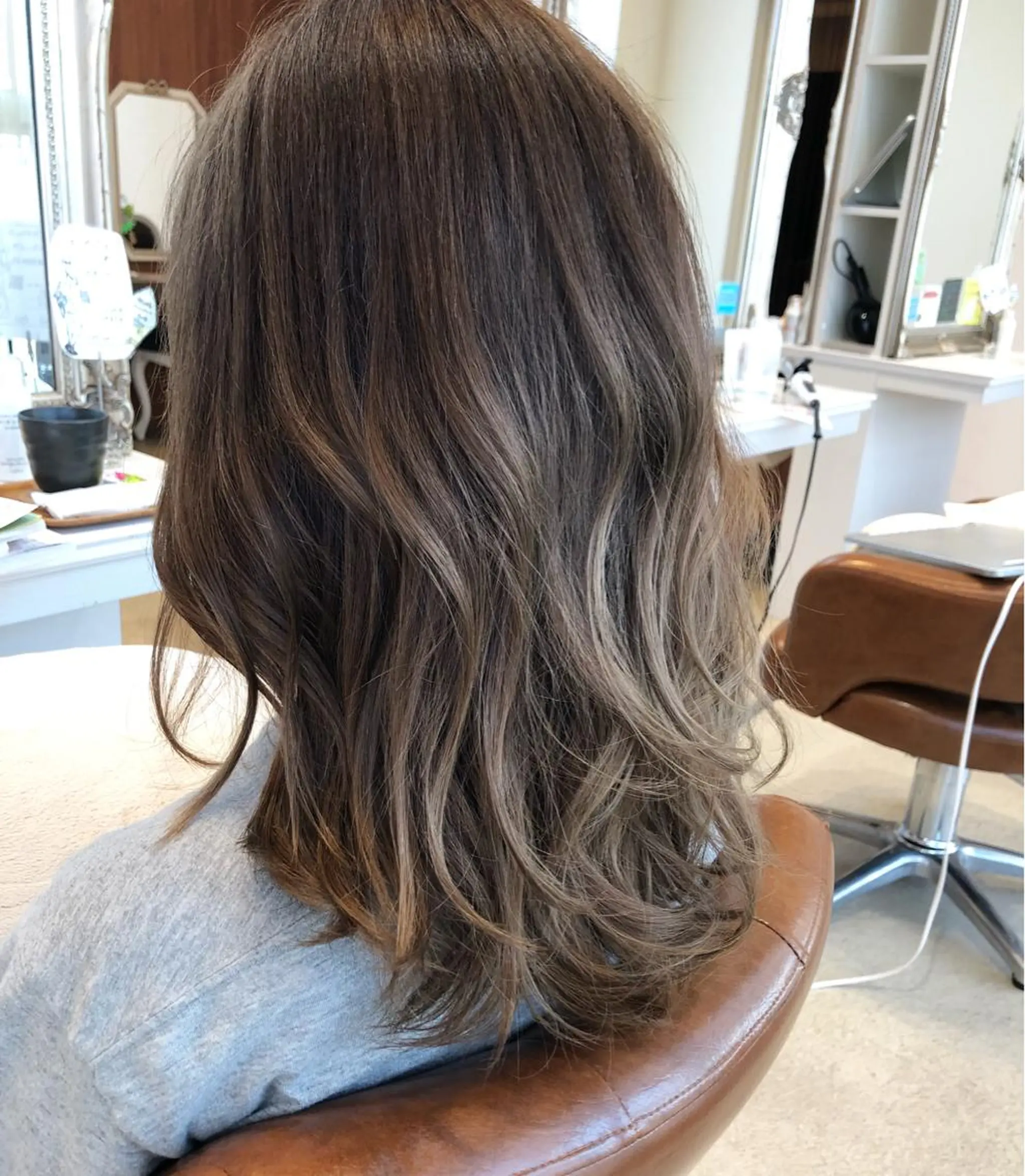 ミディアム カラー 奈良市／尼ヶ辻 谷川和也のヘアスタイル