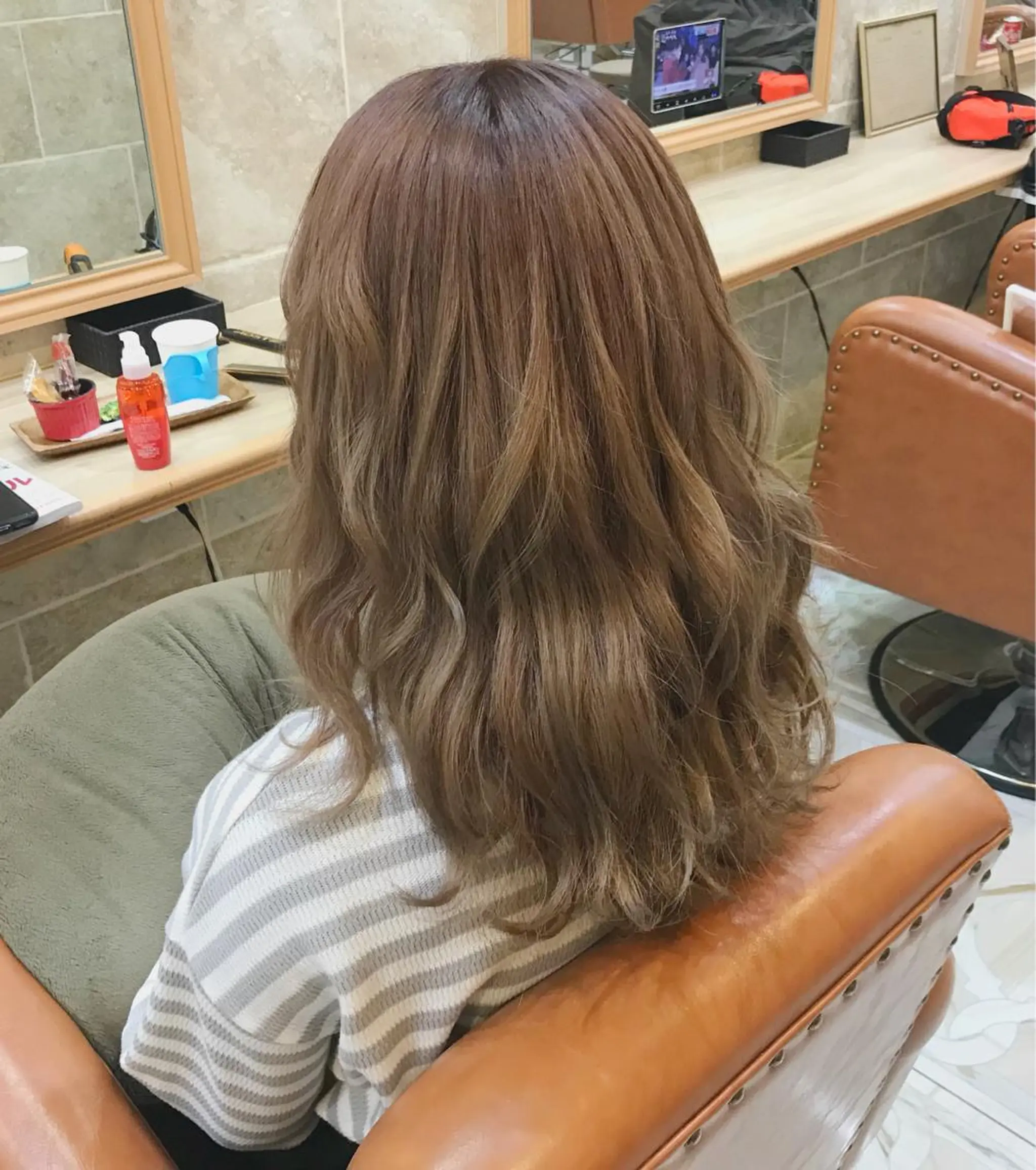 セミロング カラー ベージュカラー ブリーチ ピンクカラー ピンクベージュ カット ヘアカラー トリートメント 《Zina札幌大通》 Hinano🐻のヘアスタイル