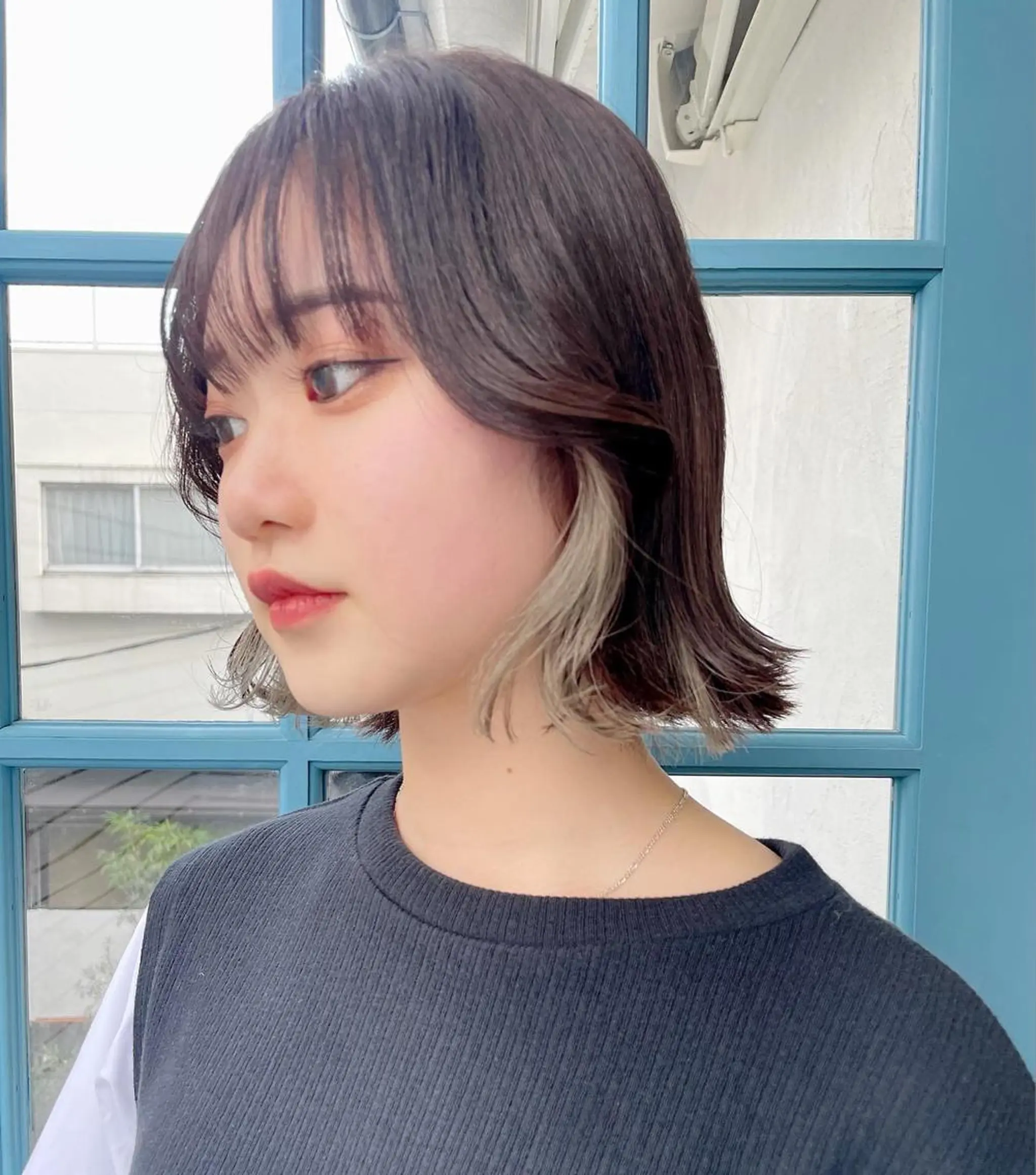 ショート カラー 顔周りカット 【オノザワリョウ】のヘアスタイル