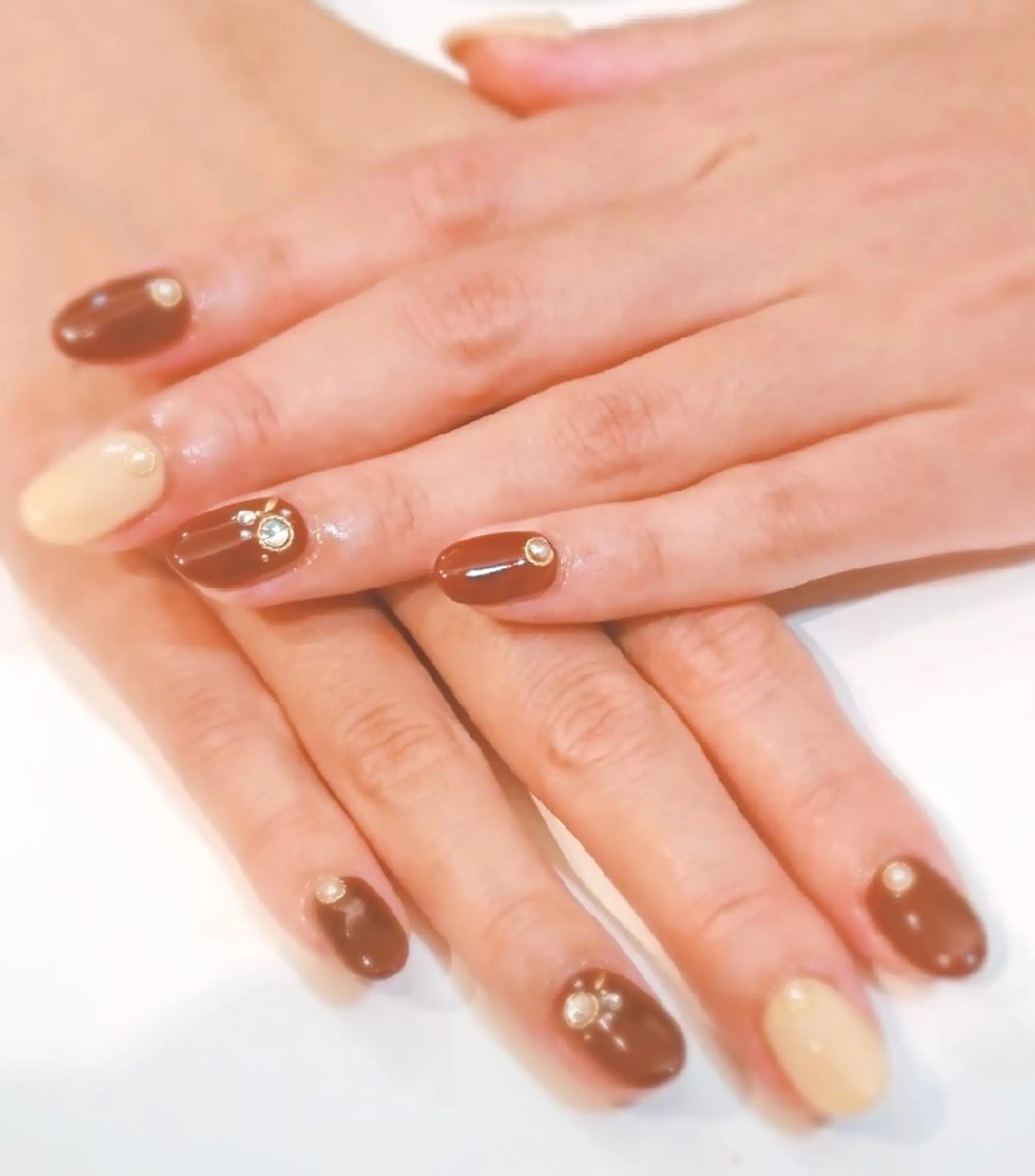 ネイル ストーンネイル Bianca TANAKAのネイルデザイン