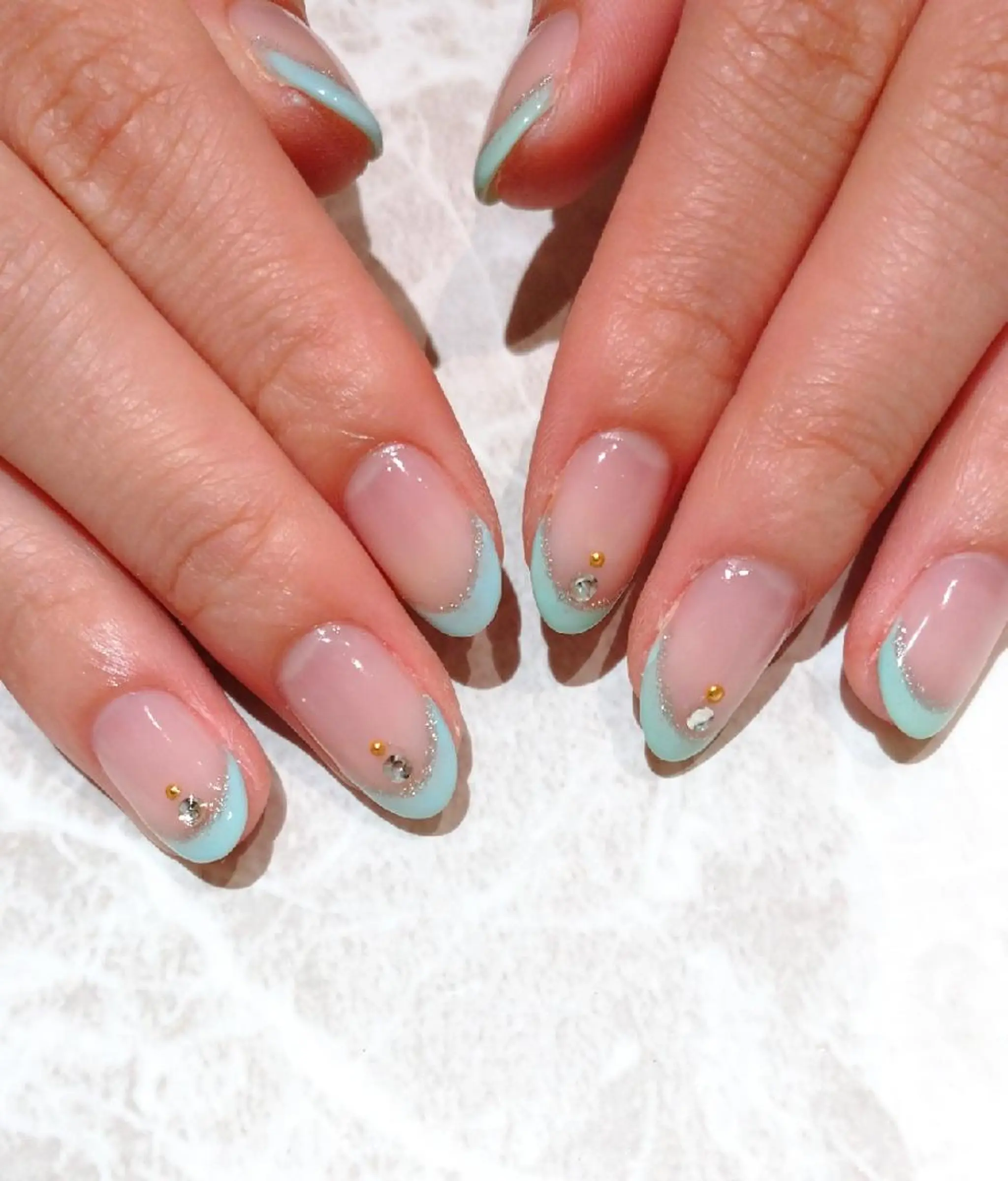 ネイル フレンチネイル 會田 瑠衣のネイルデザイン