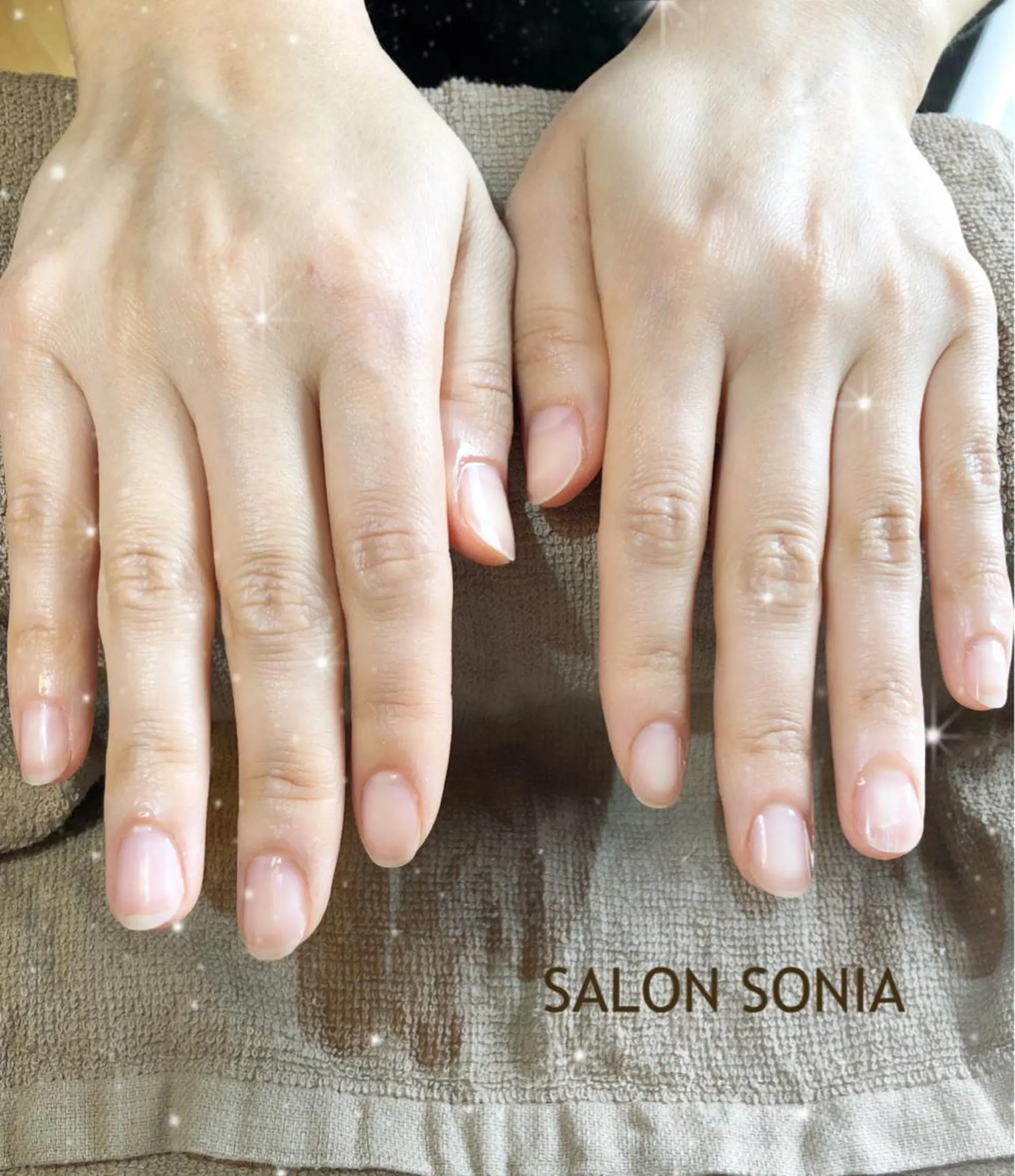 ネイル ハンドケア 小顔・毛穴・たるみ ネイル　似内真樹のエステ・リラクイメージ