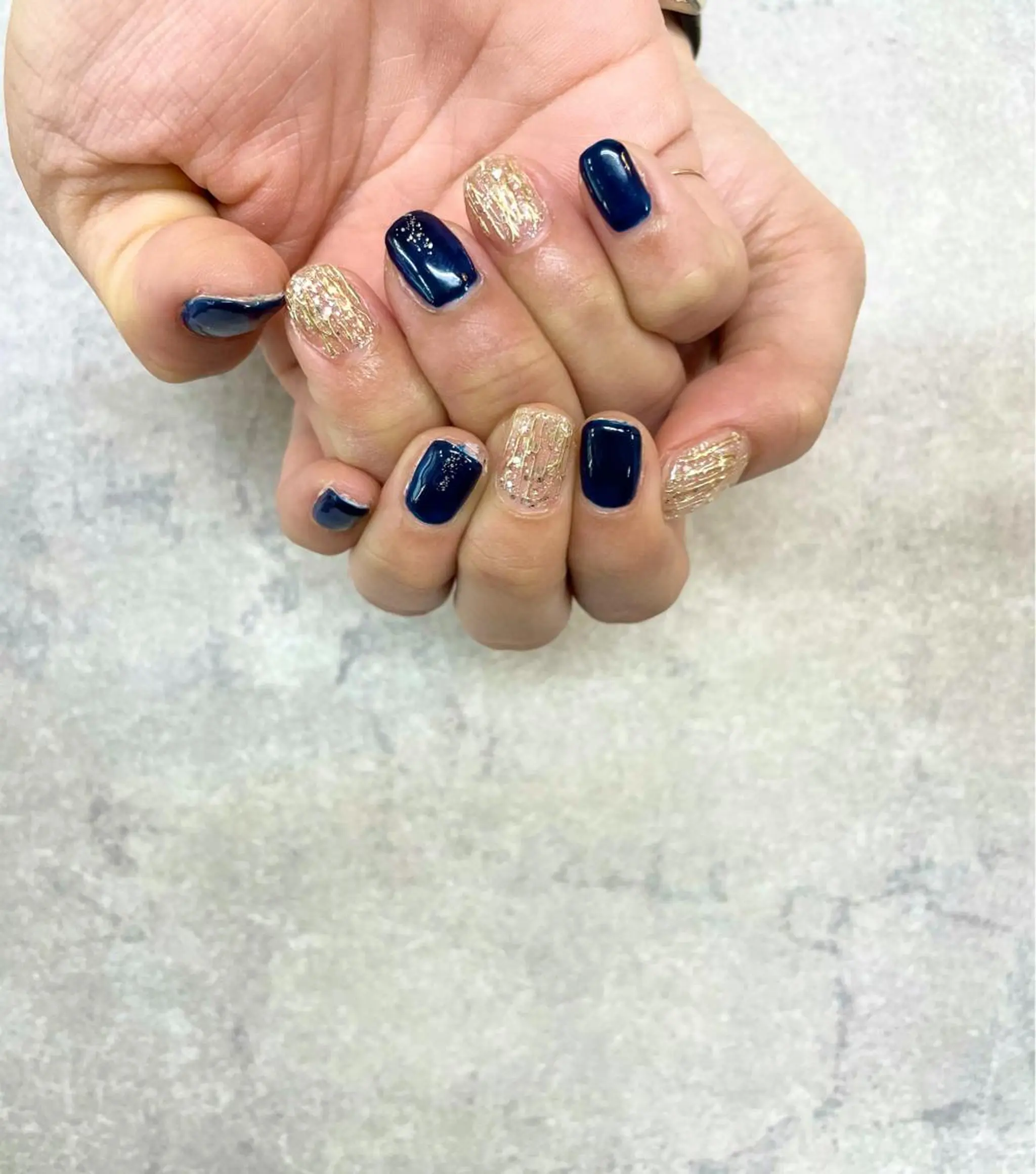 ネイル ミラーネイル ネイビー FASTNAIL PLUS 新宿店のネイルデザイン