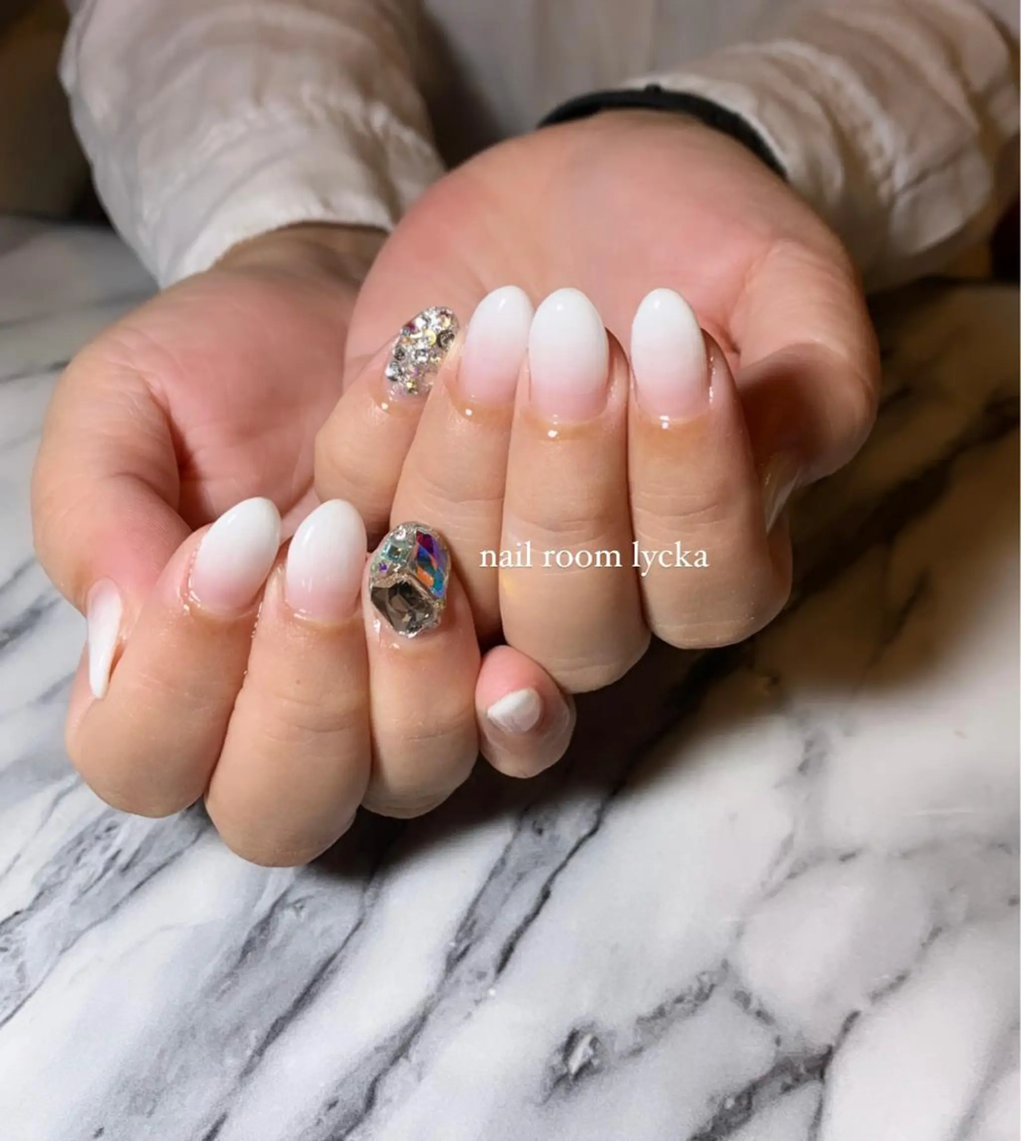 ネイル ﾈｲﾙﾙｰﾑﾘｯｶ 𝐦𝐚𝐲𝐮のネイルデザイン