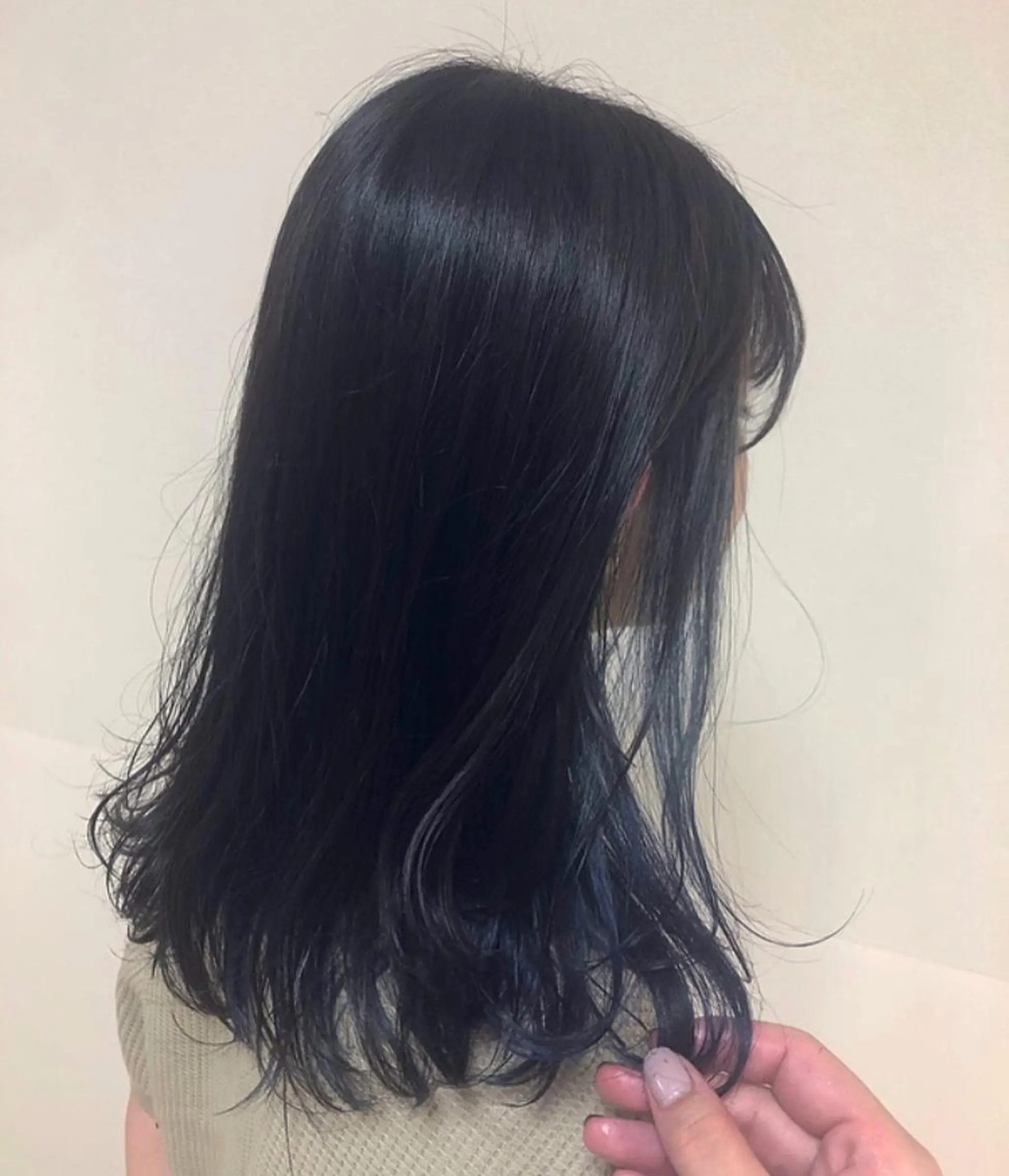 セミロング カラー ヘアアレンジ 黒髪 ブルーカラー ブルーブラック インナーカラー ネイビーカラー enurk店 🍋 M I K U  *のその他イメージ