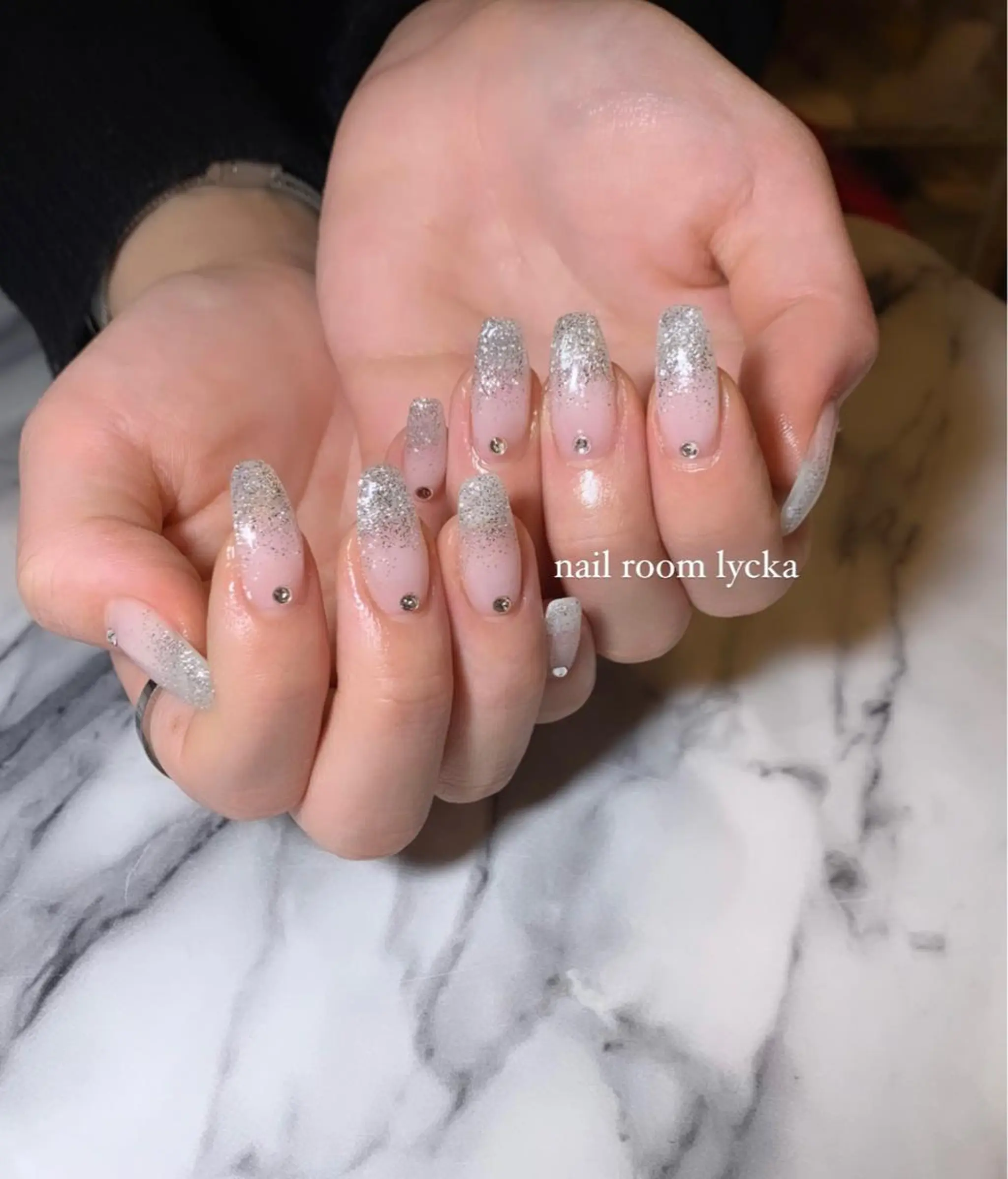 ネイル ﾈｲﾙﾙｰﾑﾘｯｶ 𝐦𝐚𝐲𝐮のネイルデザイン