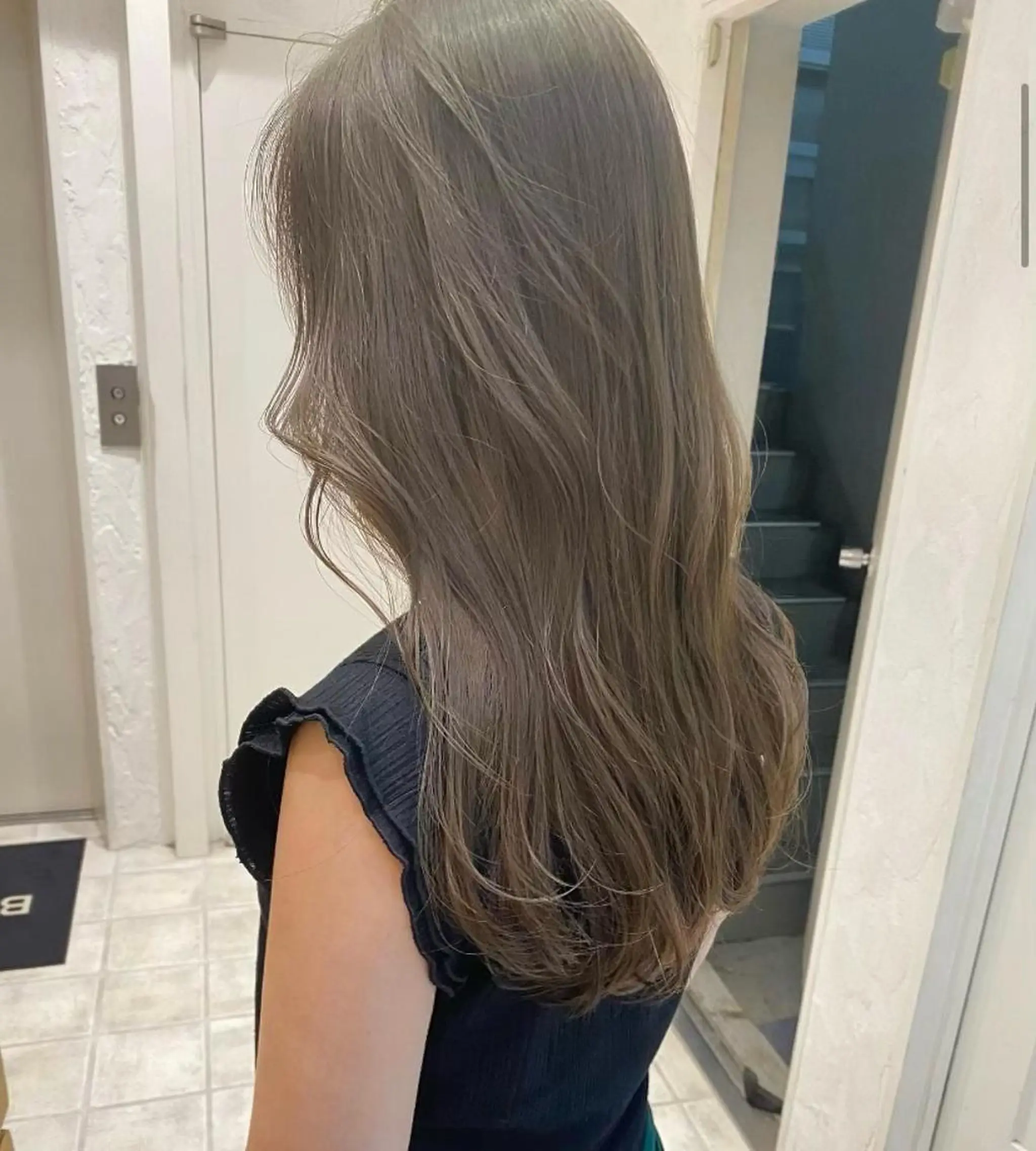ロング カラー ベージュカラー グレージュ オリーブベージュ オリーブカラー オリーブグレージュ 🌟アレンジが似合う カラー🌟Rumiのヘアスタイル