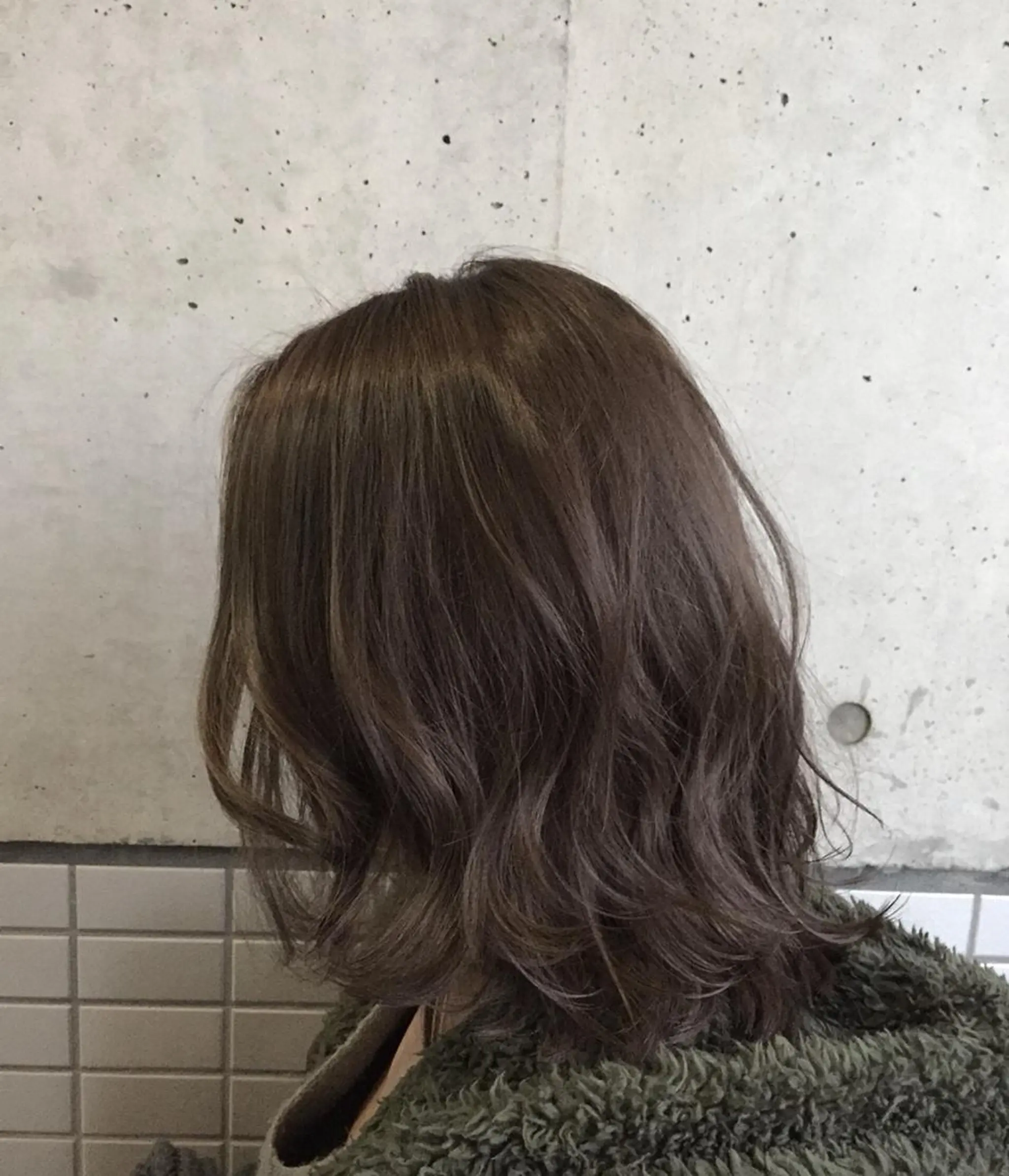 ミディアム カラー パーマ 小顔カット✨ 透明感カラー/村上のヘアスタイル