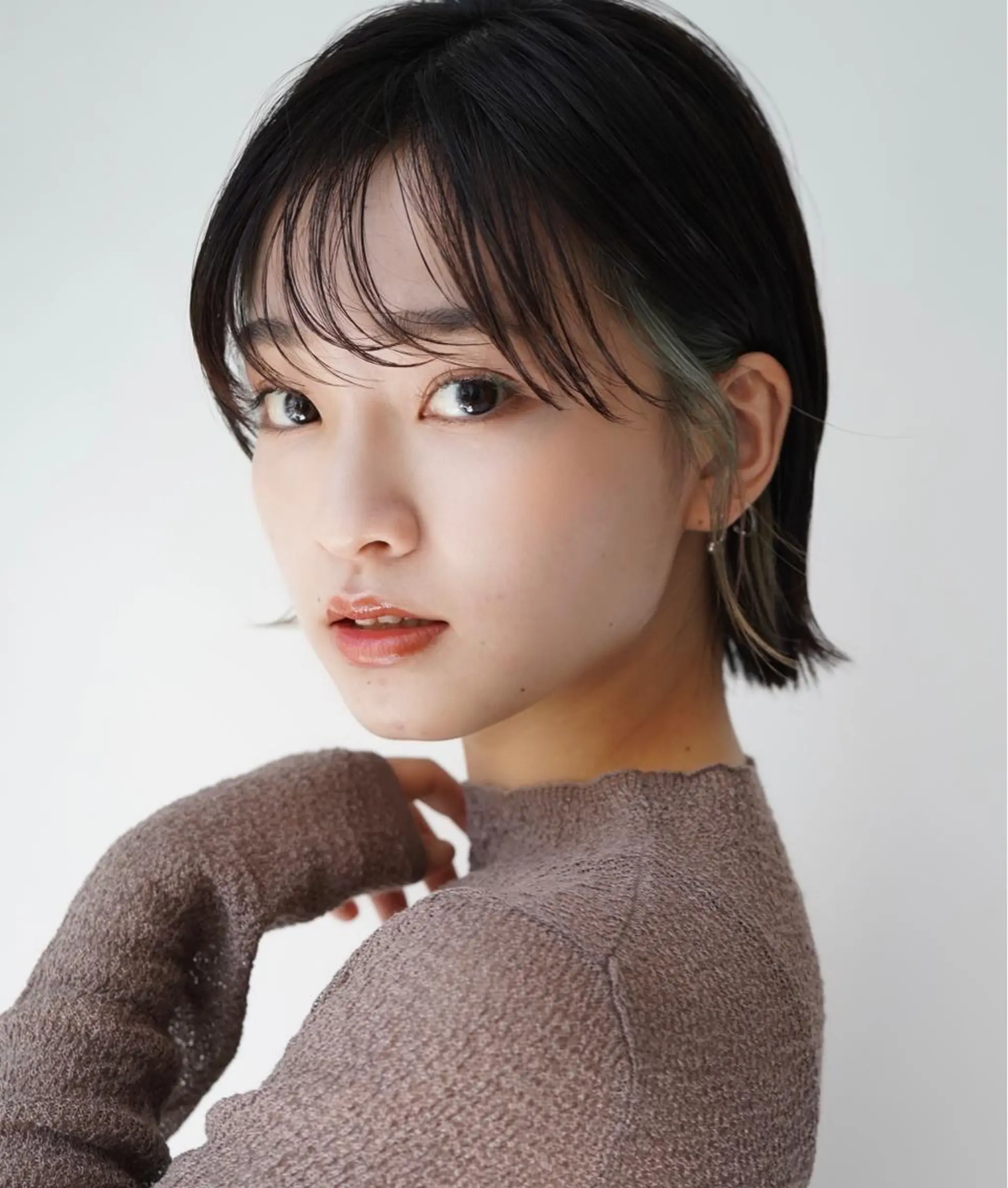 ミディアム ボブ 髪質改善 レイヤーカット カット ヘアカラー カット特化 /BLUET/新宿のヘアスタイル