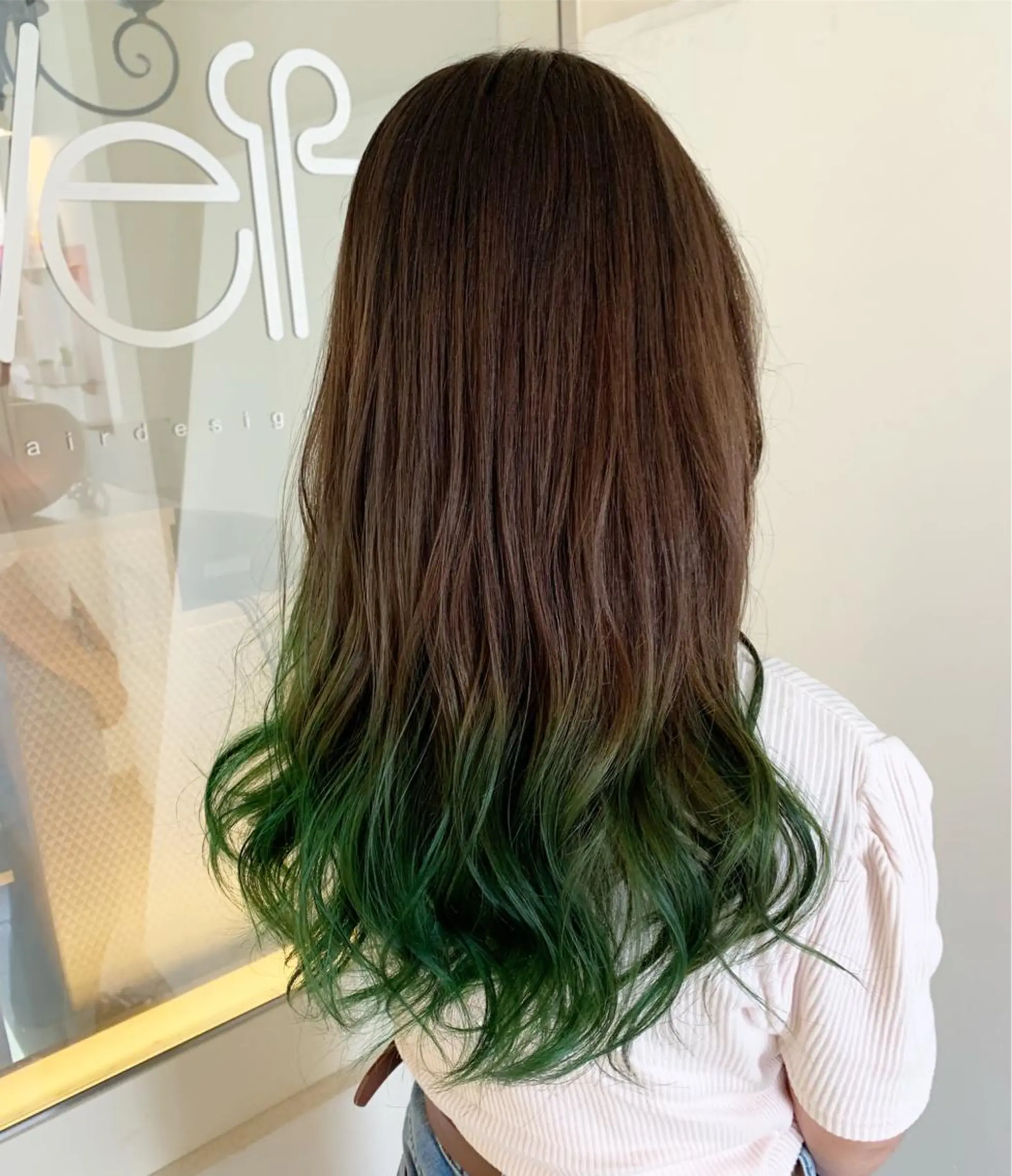 カラー 渡辺 健太のヘアスタイル