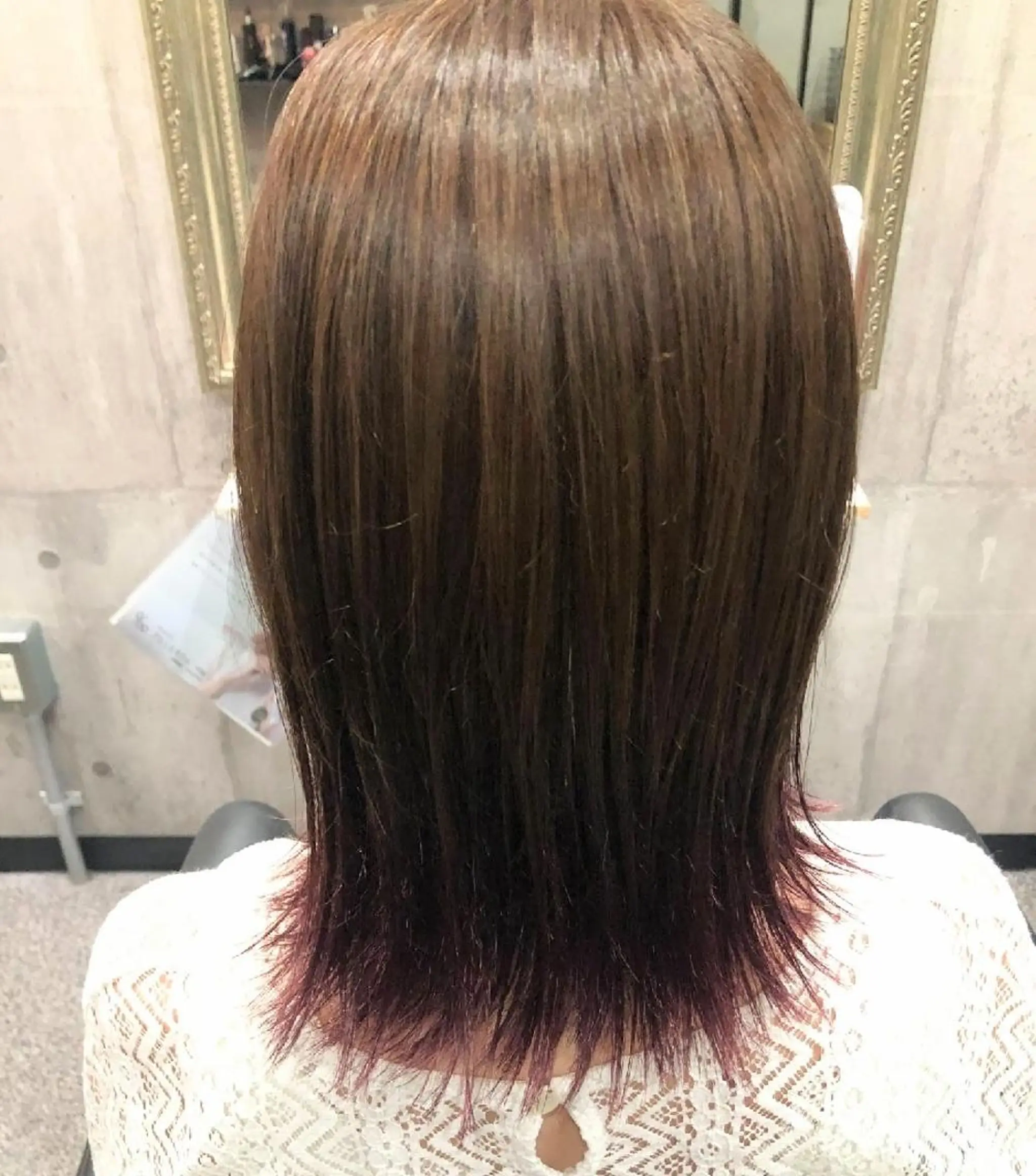 ミディアム 外ハネヘア カット ヘアカラー トリートメント 黒田 かな子のヘアスタイル