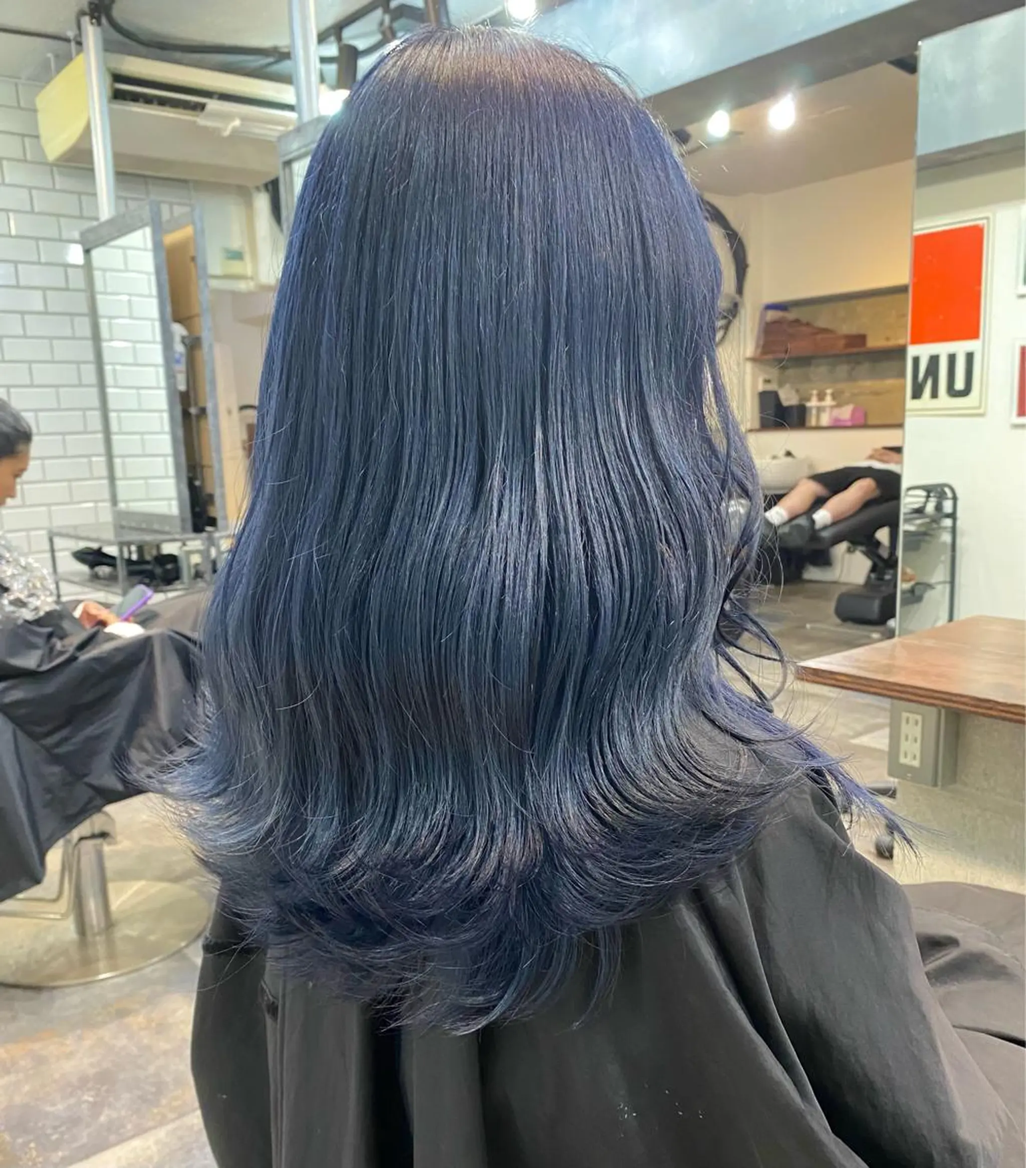 セミロング カラー ブルーカラー ネイビーカラー ボブとパーマの達人 /美容室難民の方是非のヘアスタイル