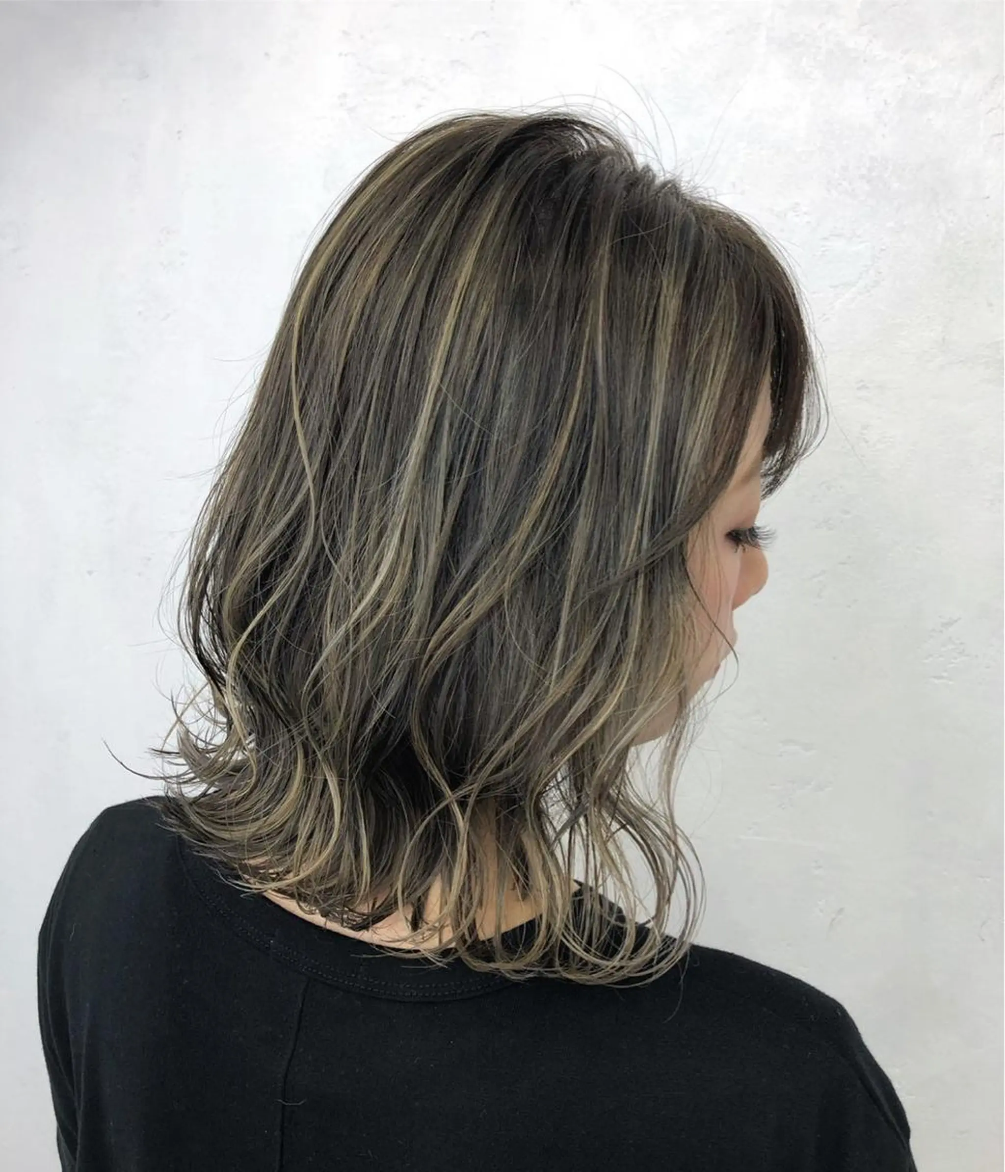 ミディアム カラー ハイライトカラー ハイライト ヘアカラー 🌼透明感カラー ✳︎eri🌼のヘアスタイル