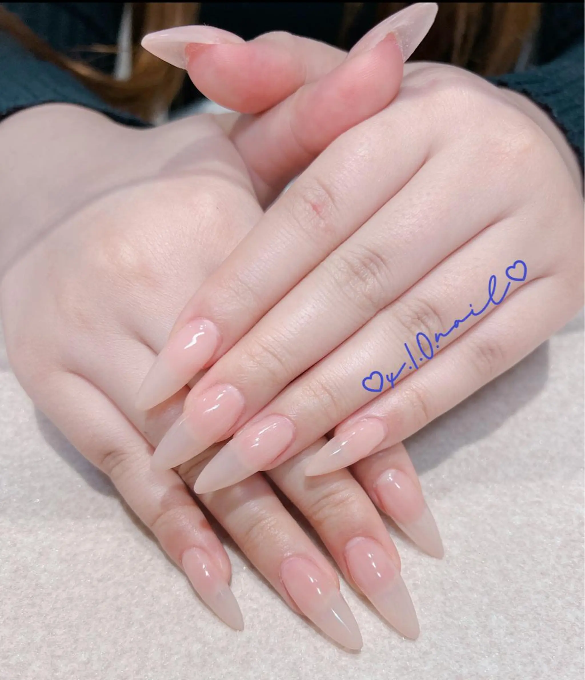 ネイル アニマル柄 アートネイル ニュアンスネイル ワンカラーネイル スカルプネイル ハンドネイル x.1.0.nail ♡Cのネイルデザイン