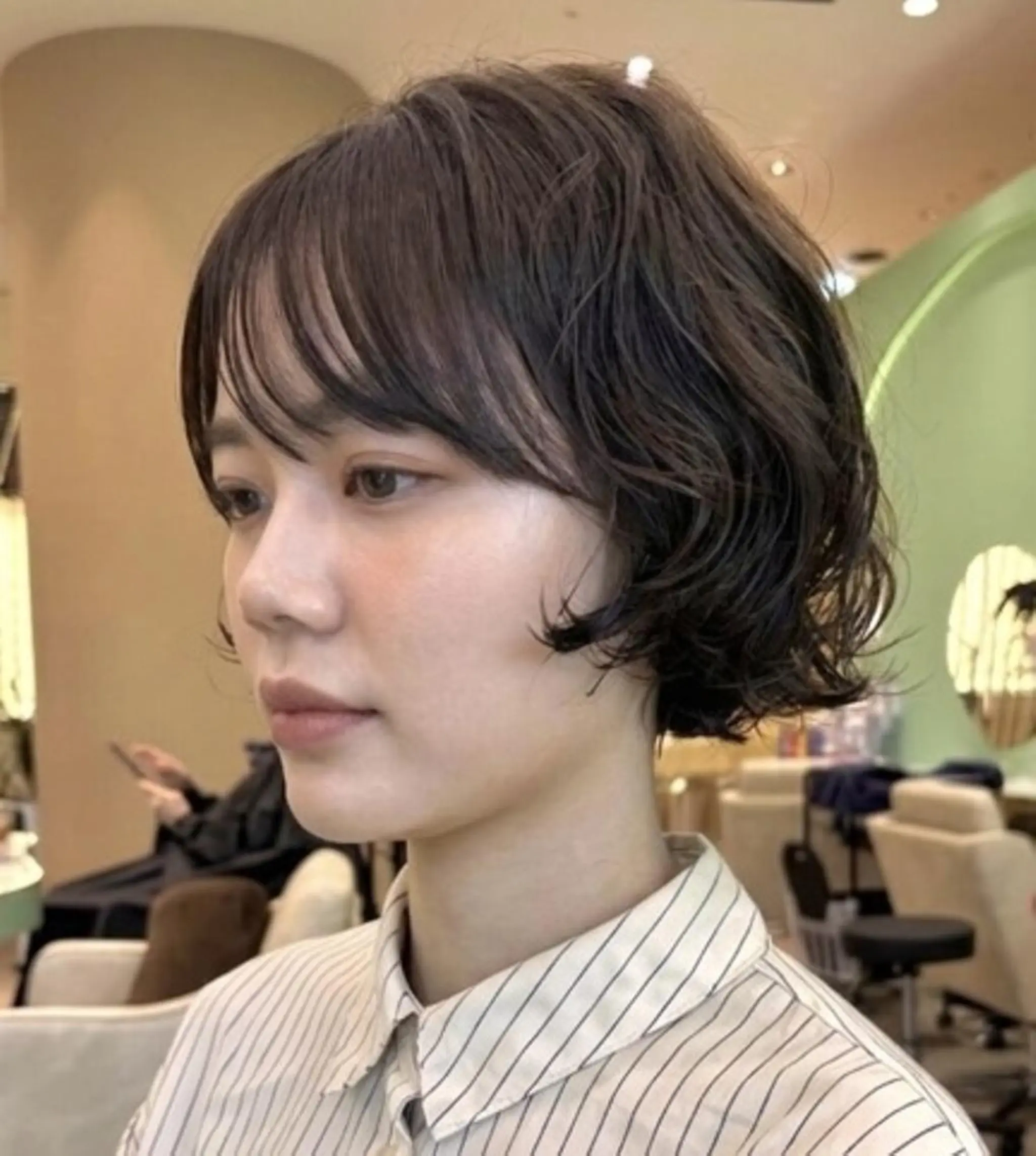 ミディアム パーマ カラー カット ヘアカラー トリートメント ボブ 西宮北口/みなみのヘアスタイル