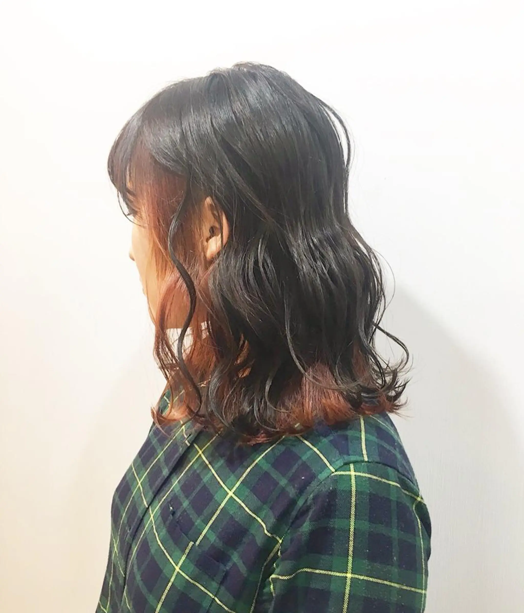 ミディアム カラー パーマ ヘアアレンジ メンズ カット ヘアカラー トリートメント テディ teddyのヘアスタイル