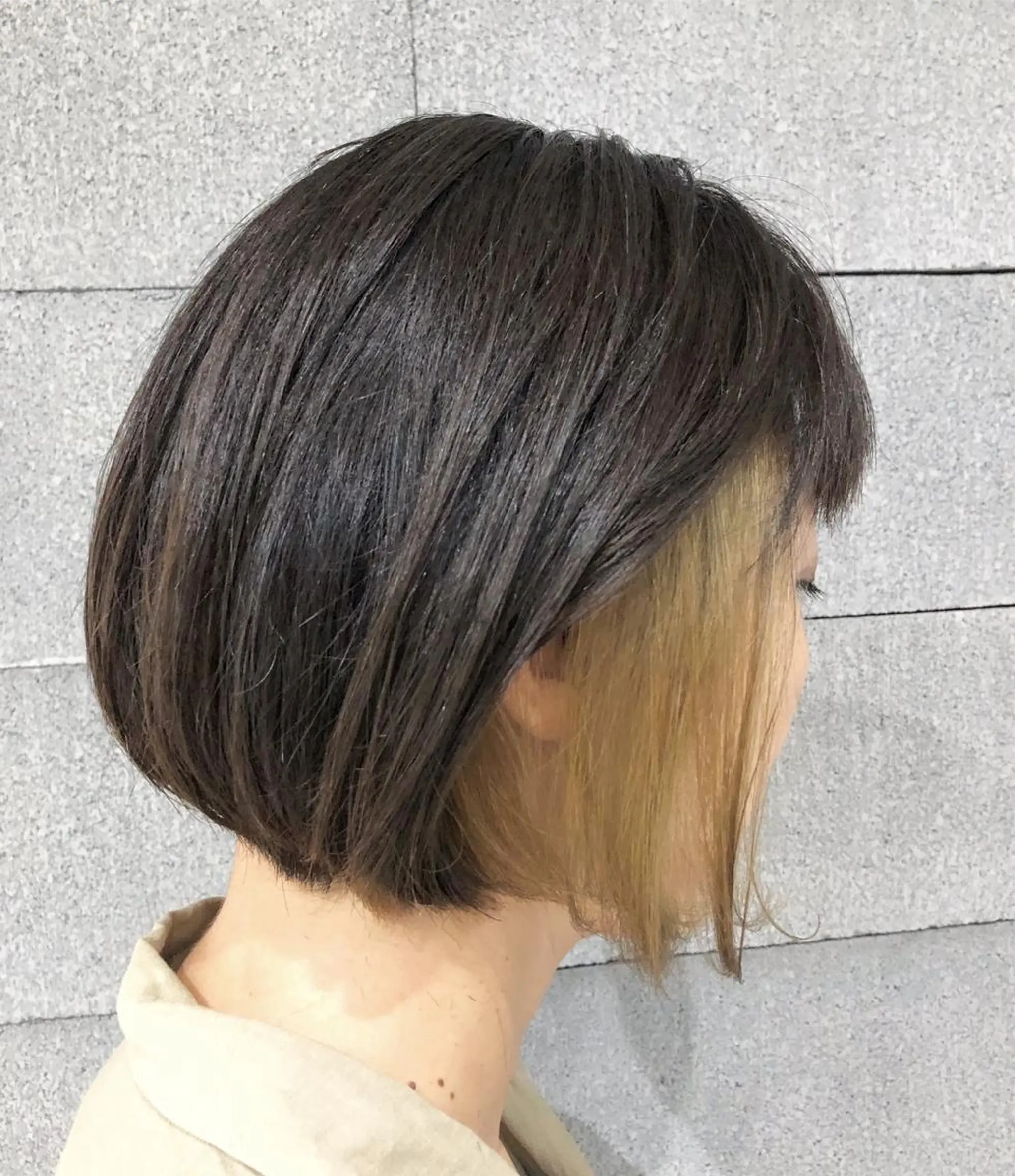 ミディアム カラー ベージュカラー インナーカラー ヘアカラー くまがい みゆ【edge.】のヘアスタイル