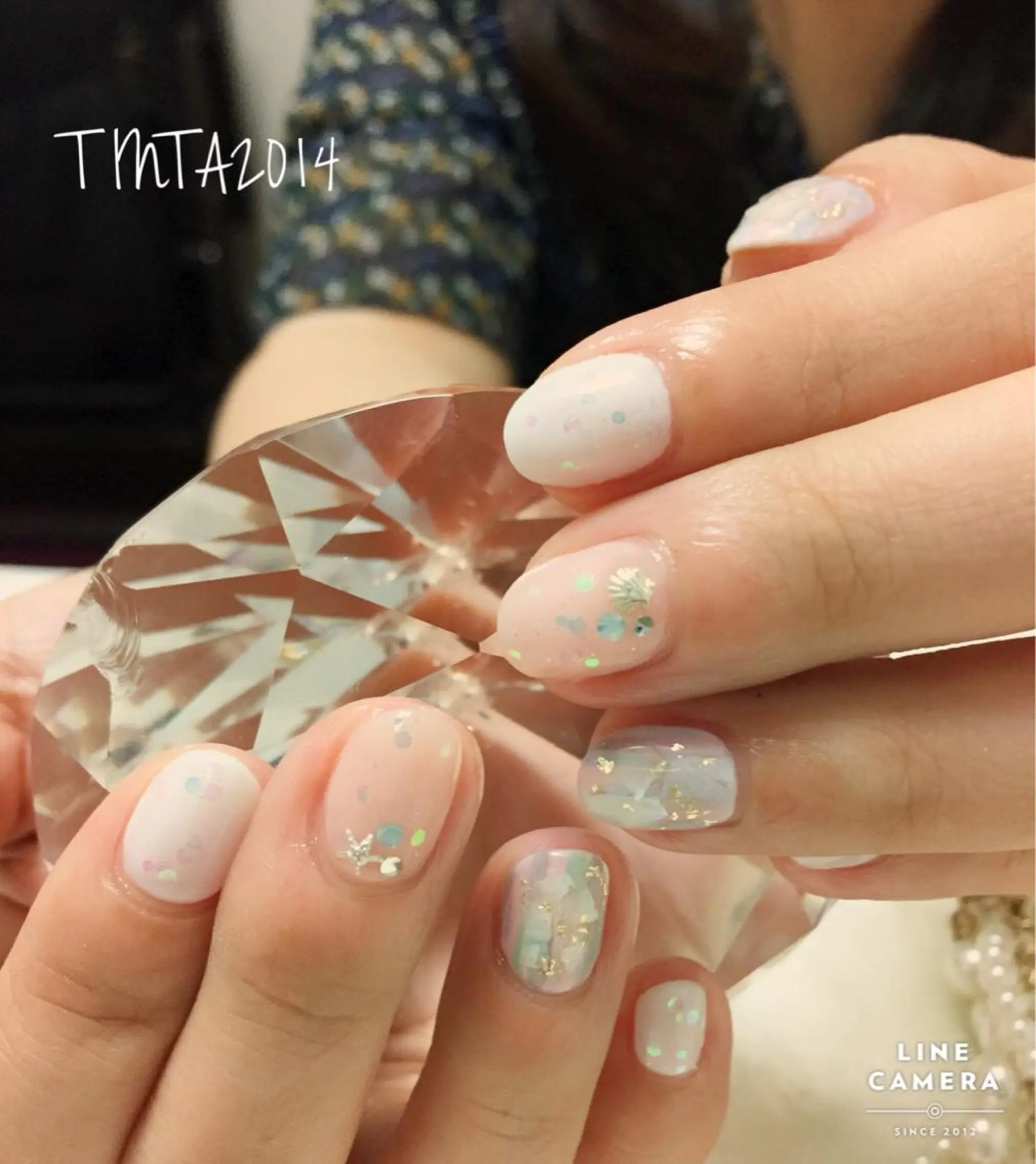 ネイル キラキラネイル 夏ネイル ネイルサロン ティンタ所属・馬場 典子のネイルデザイン
