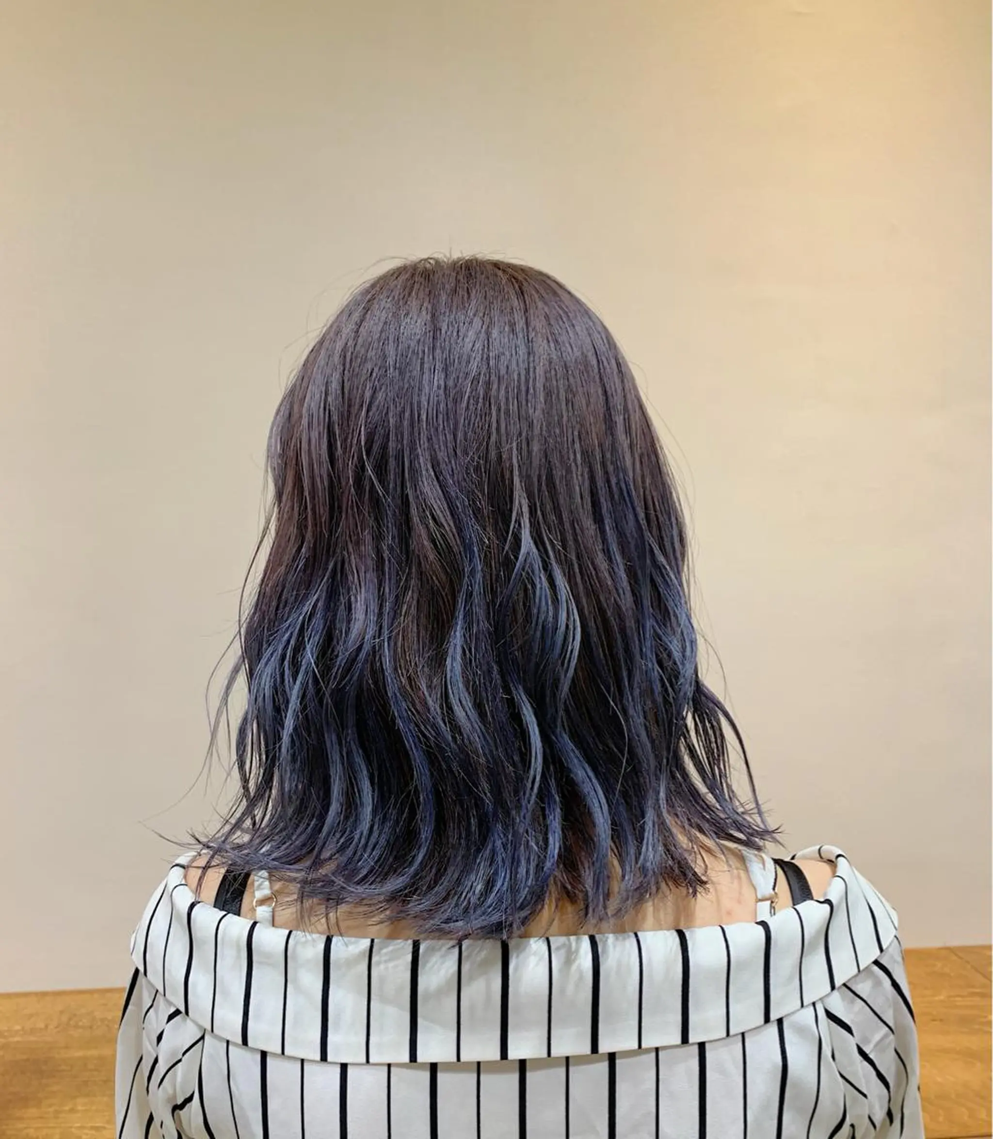 ミディアム カラー ハイトーン/レイヤー 💜Akaneのヘアスタイル