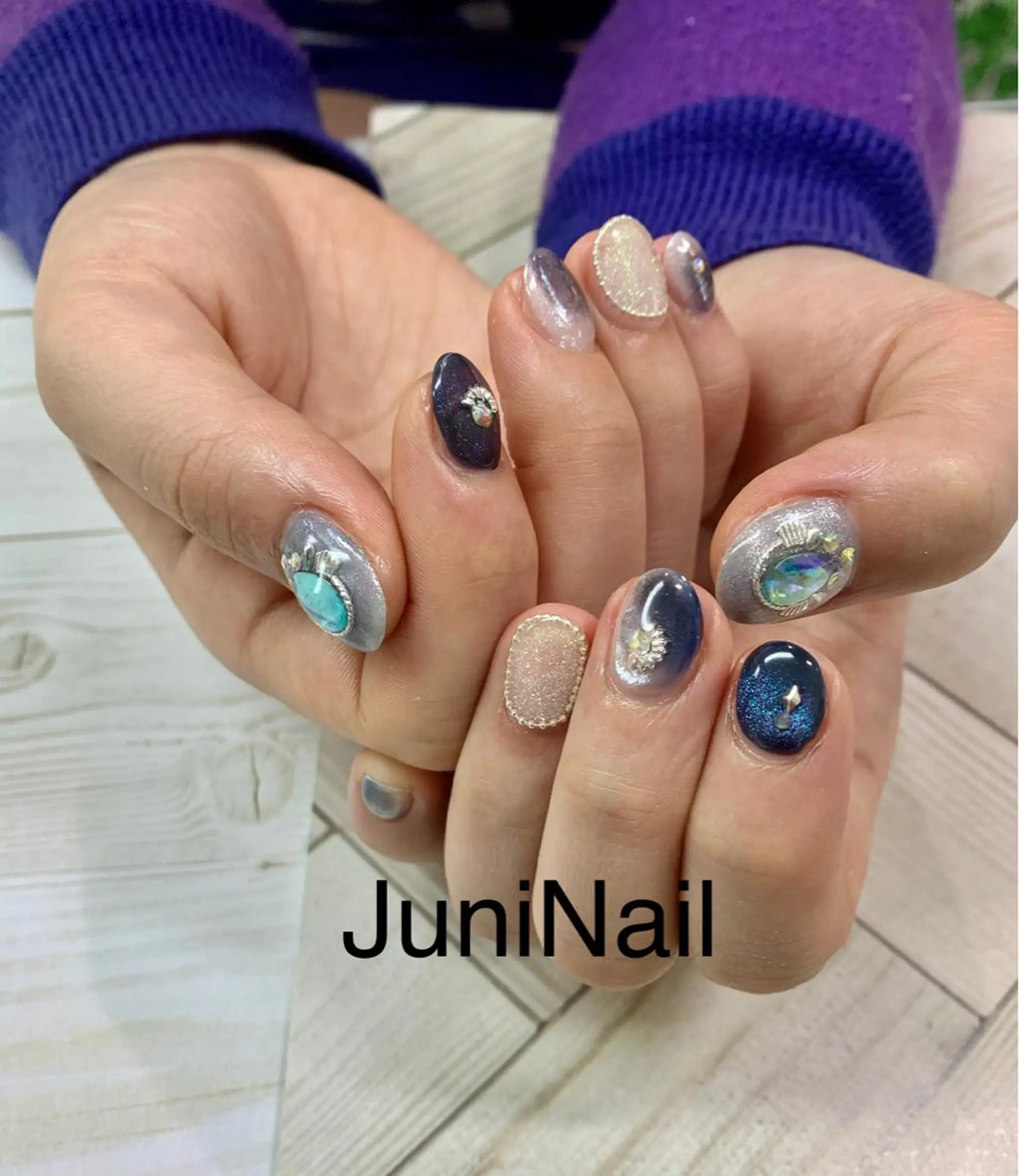 ネイル ハンドネイル JuniNail 주니네일🇰🇷suのネイルデザイン