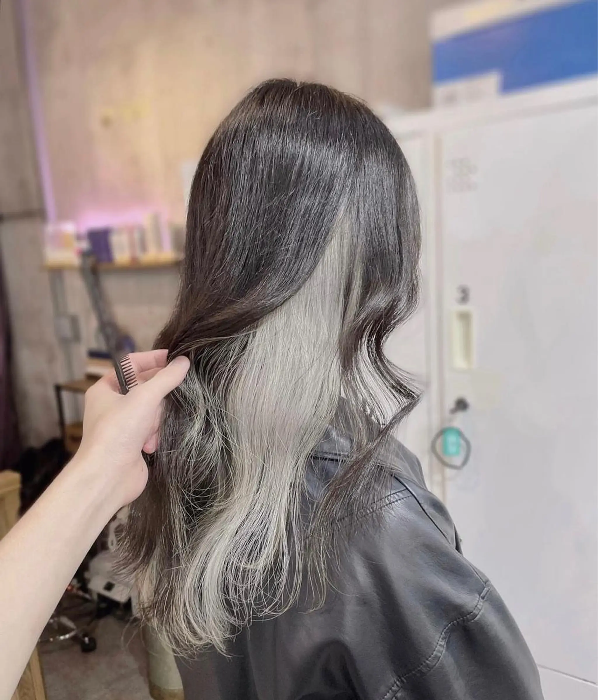 セミロング カラー ブリーチ Ryoichi⛓️ 韓国ヘア/ハイトーンのヘアスタイル